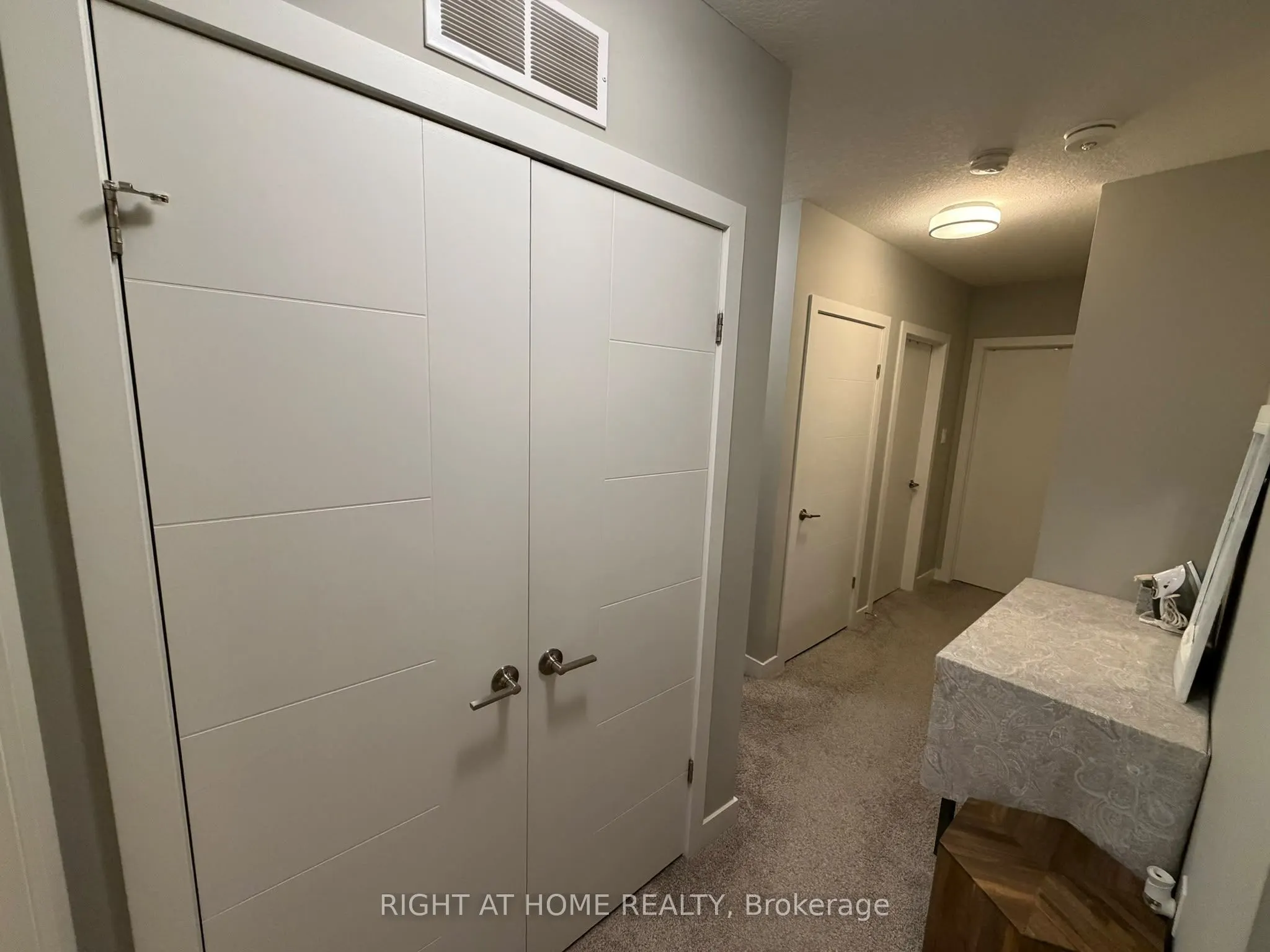83 Beechwood Avenue #03