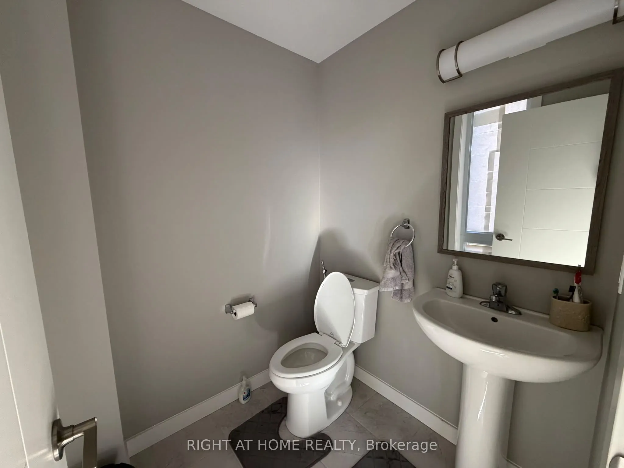 83 Beechwood Avenue #03