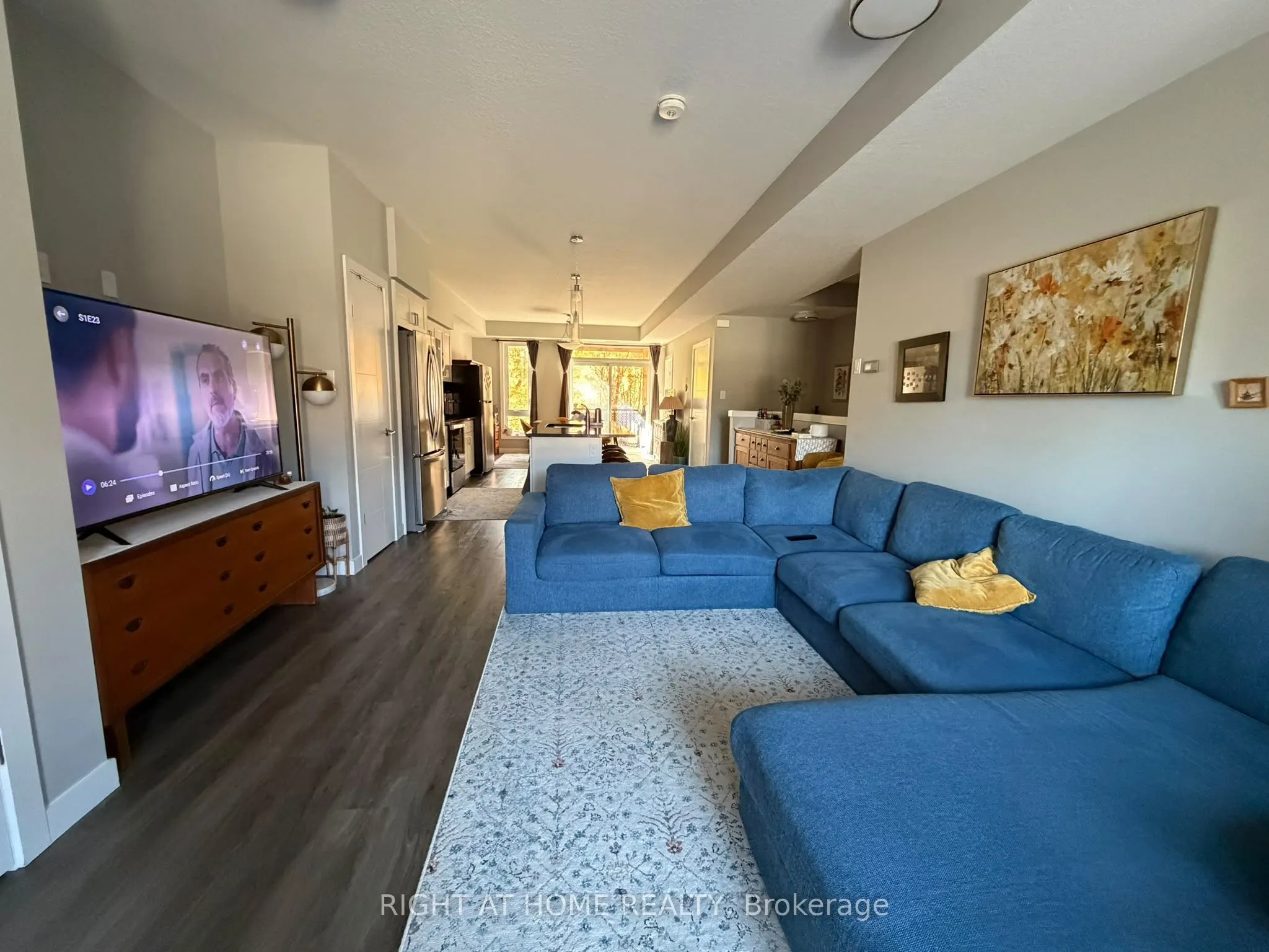 83 Beechwood Avenue #03