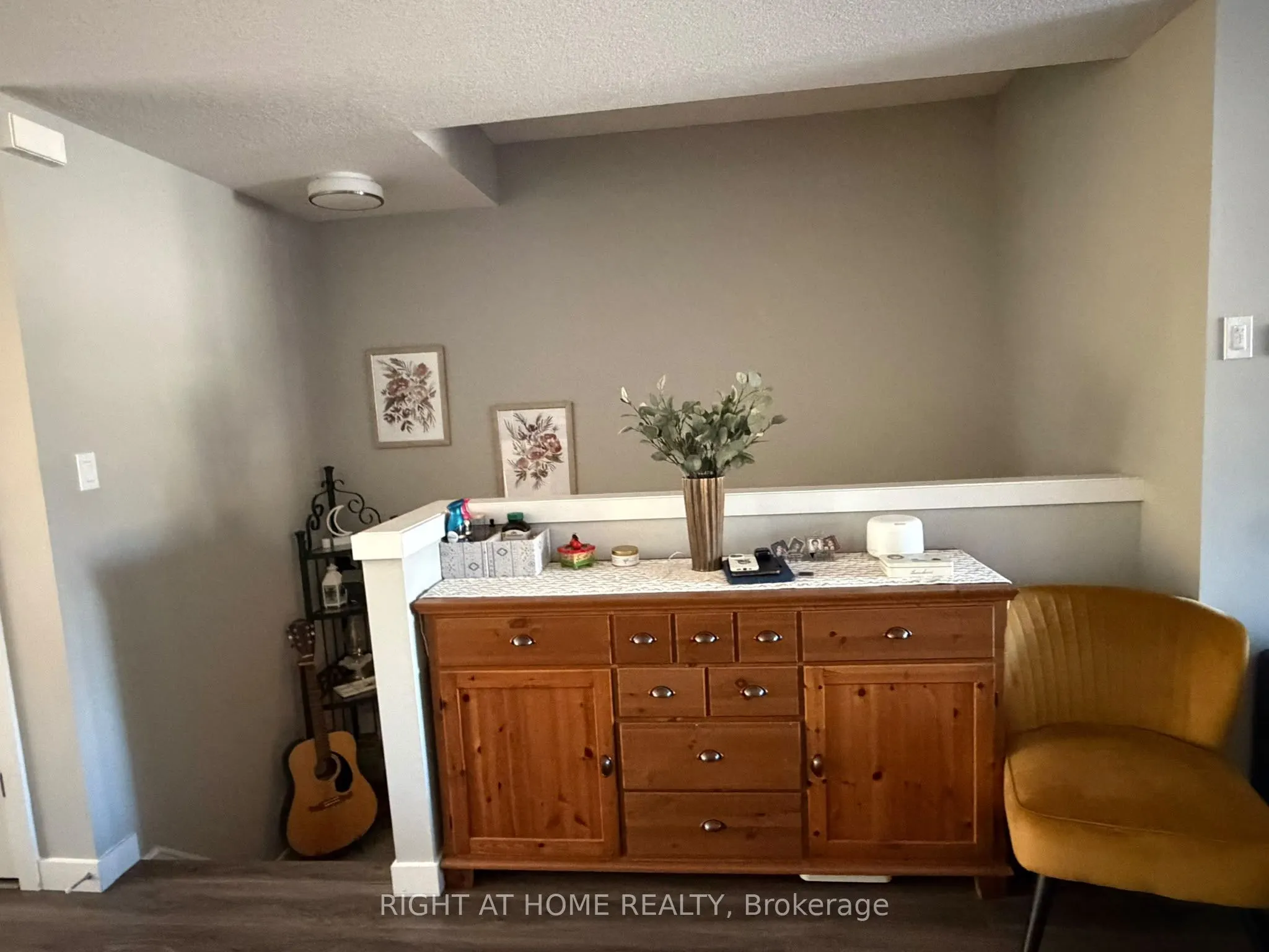 83 Beechwood Avenue #03