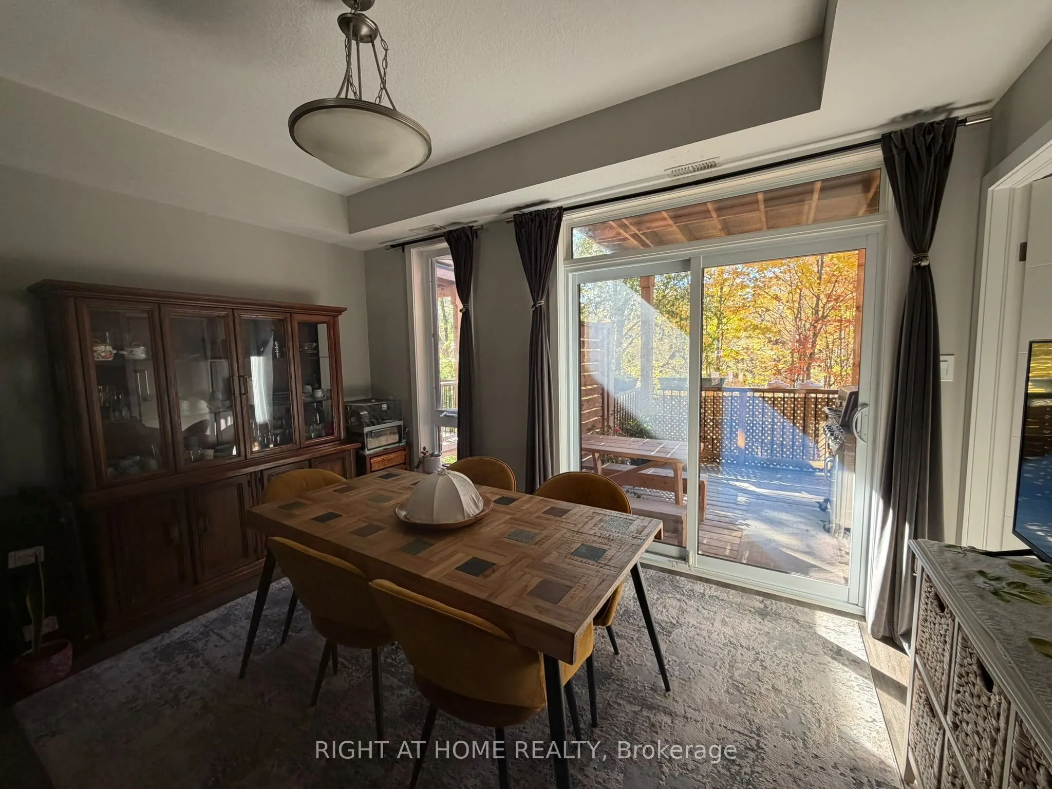 83 Beechwood Avenue #03