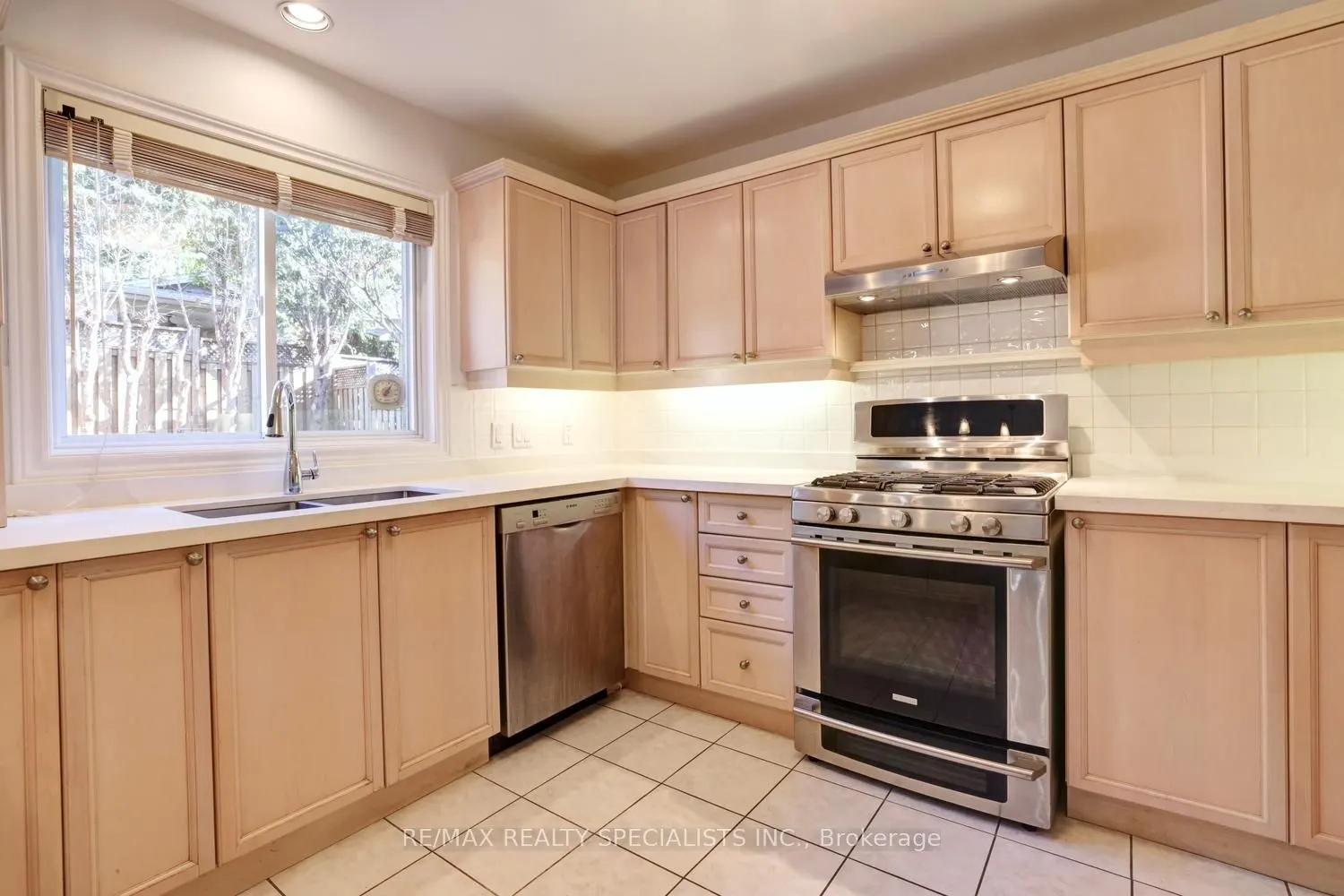 79 Westlawn Drive