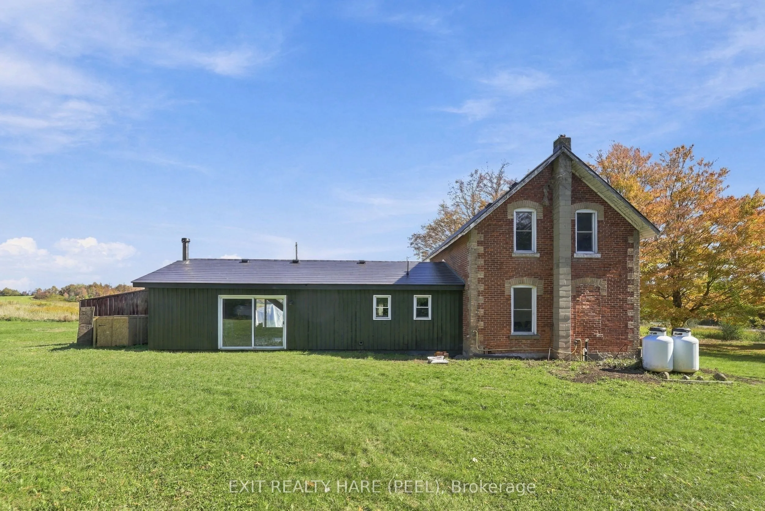 385169 20th Side Road
