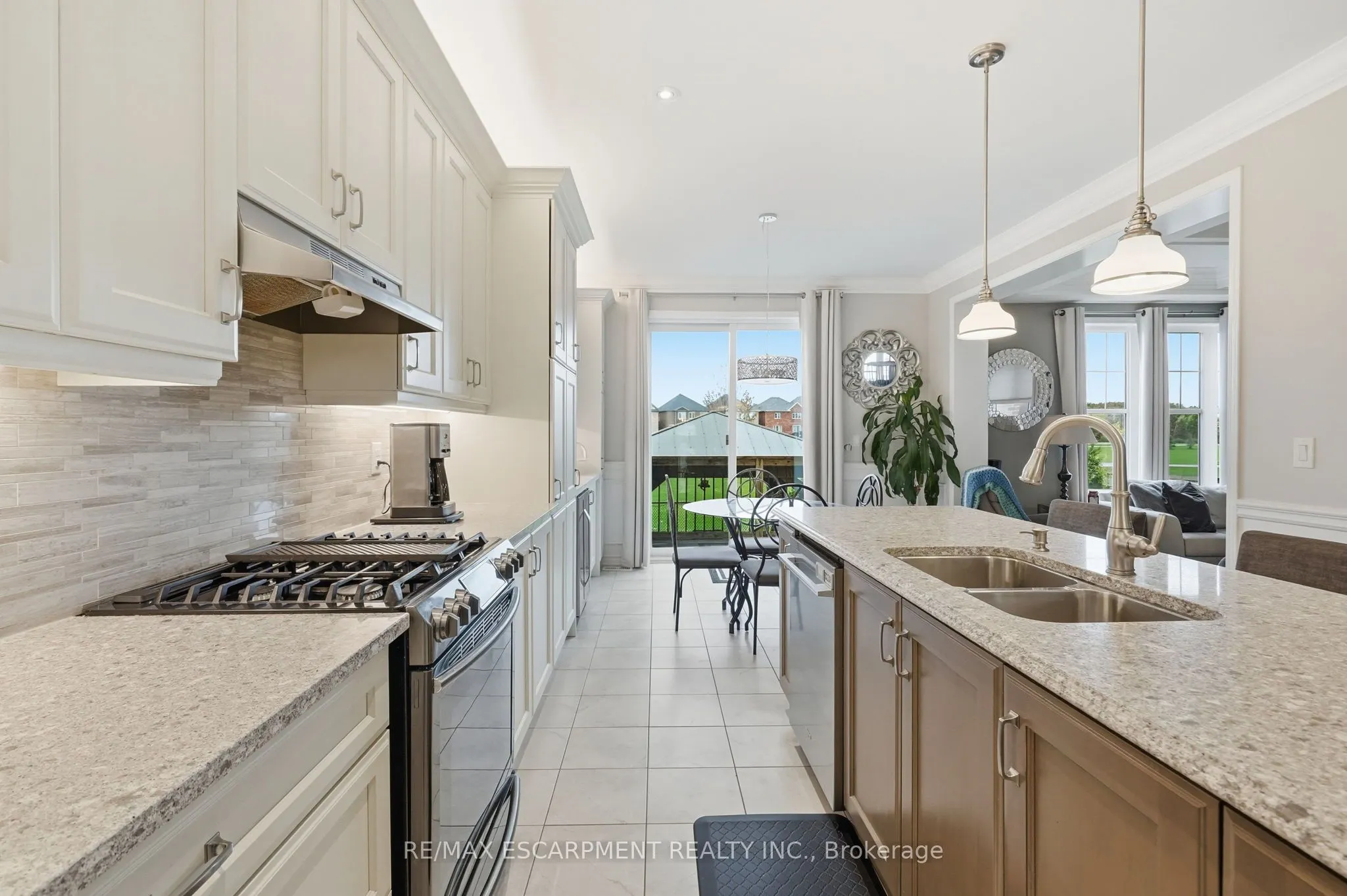 23 Forest Ridge Avenue