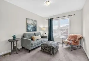 7 Pickett Place