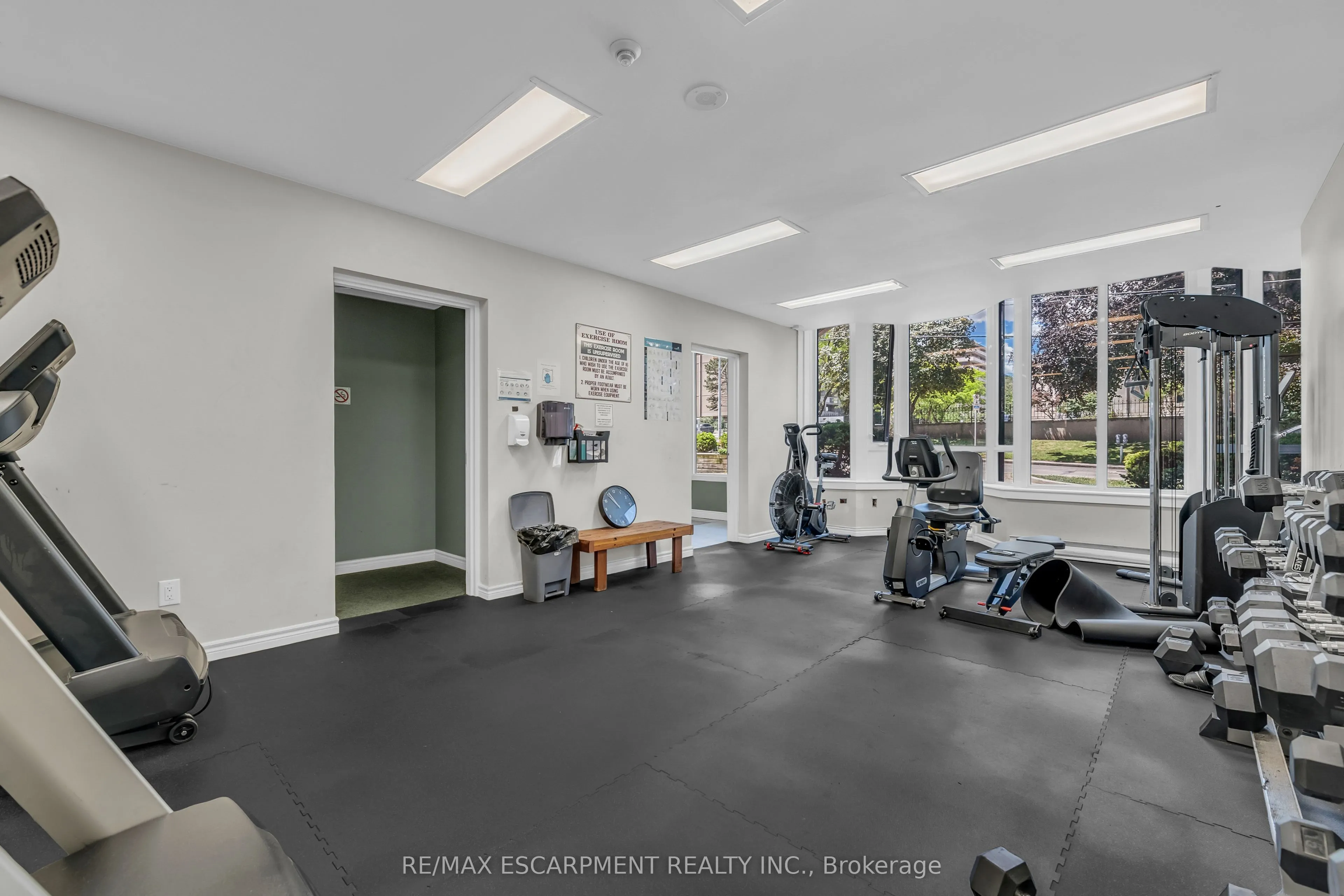 67 Caroline Street S #203