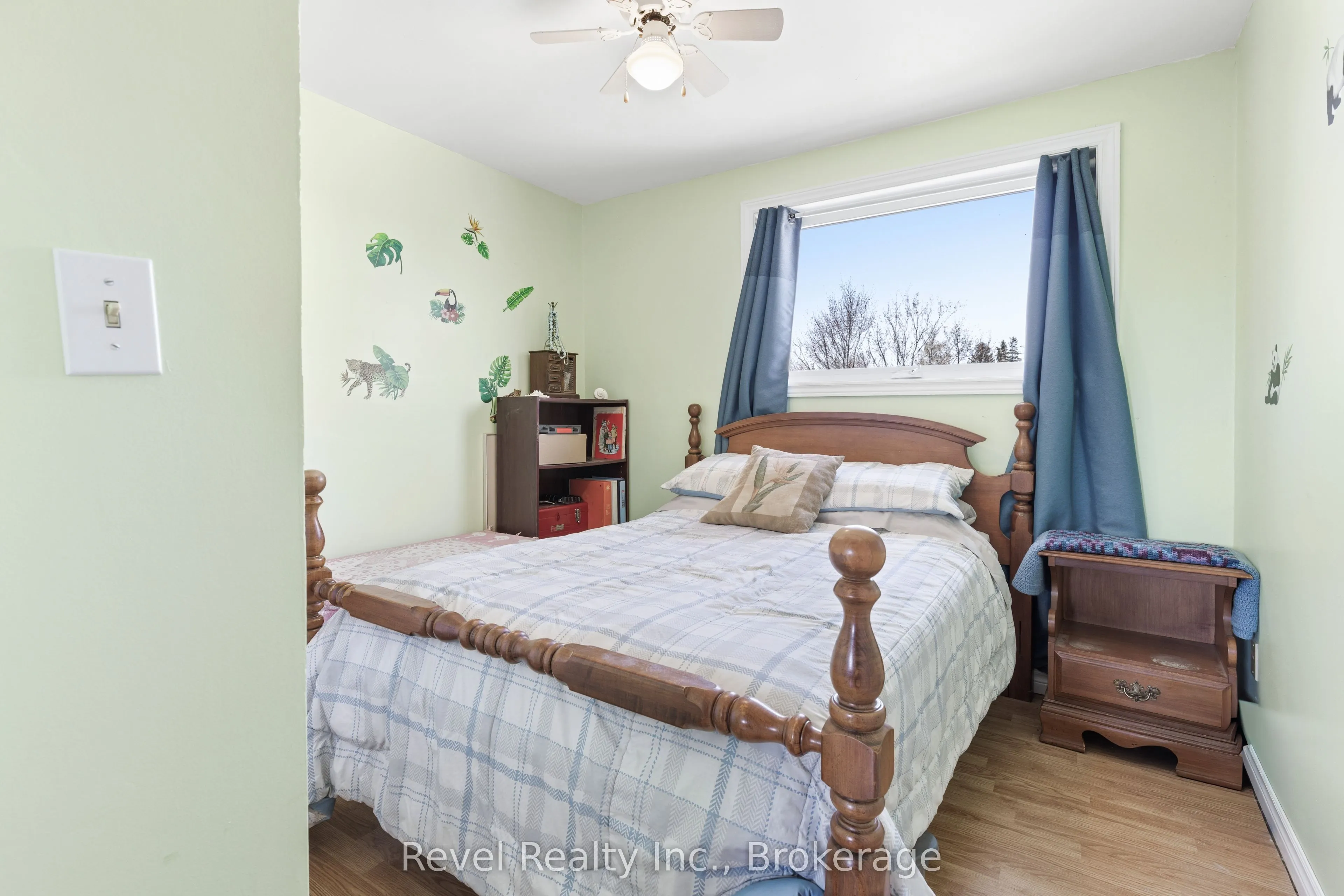 1038 Cresswell Road