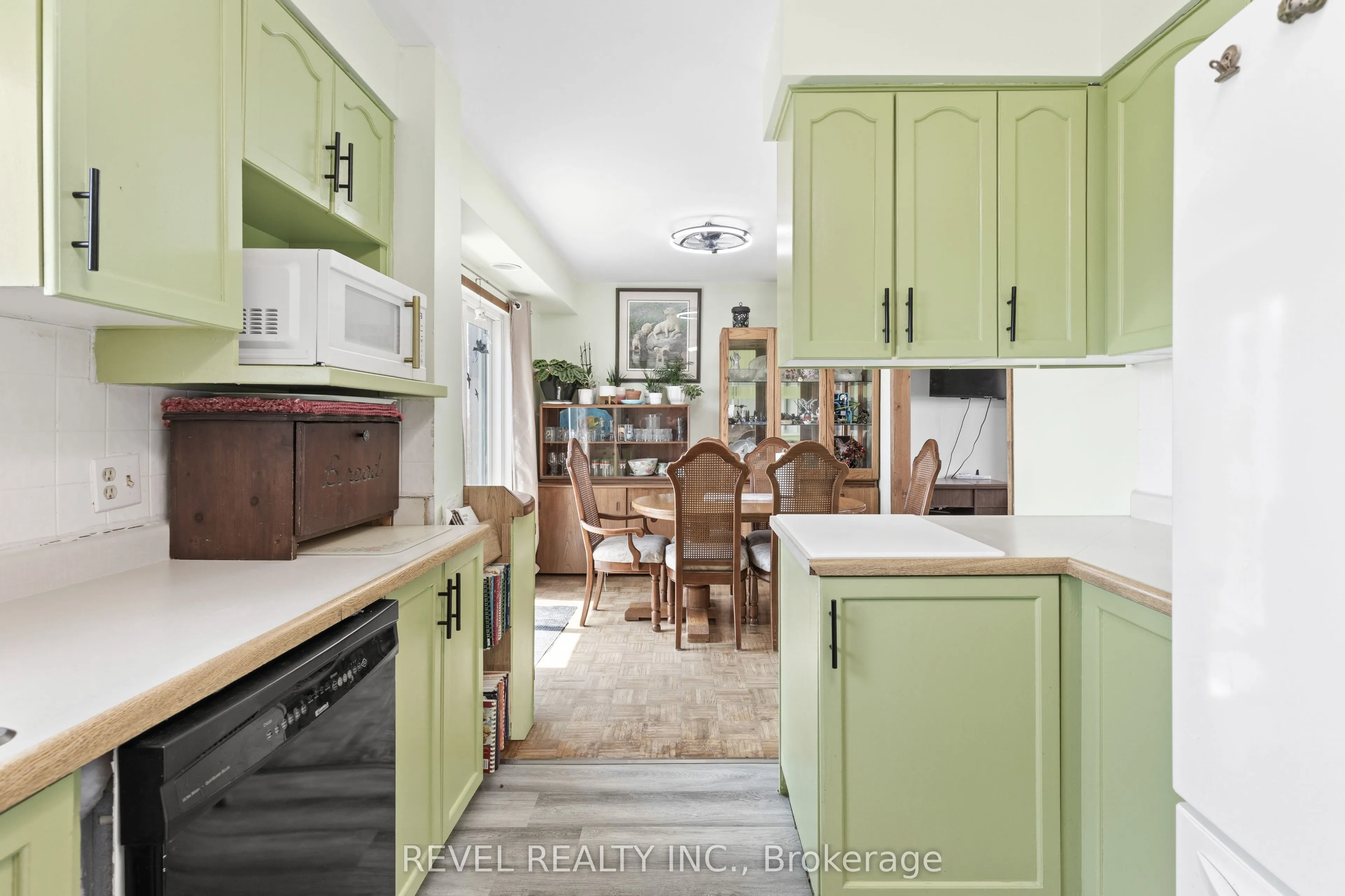 1038 Cresswell Road
