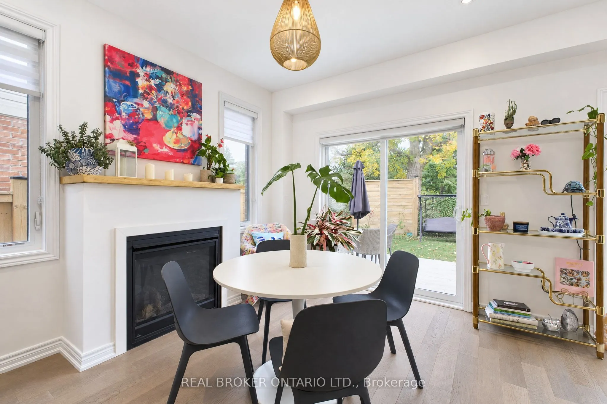 60 Starling Drive