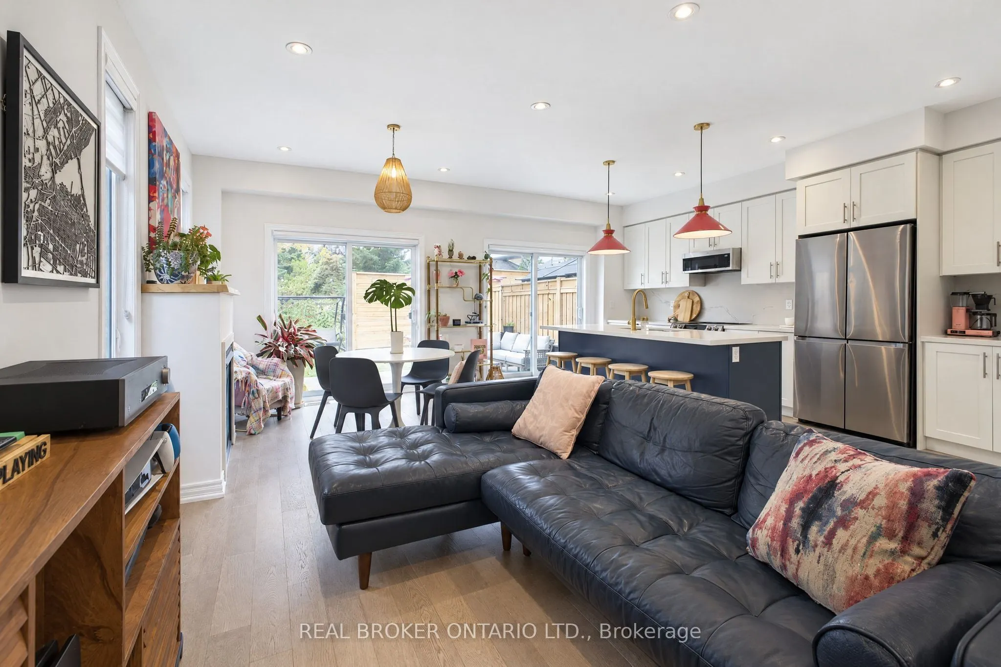 60 Starling Drive