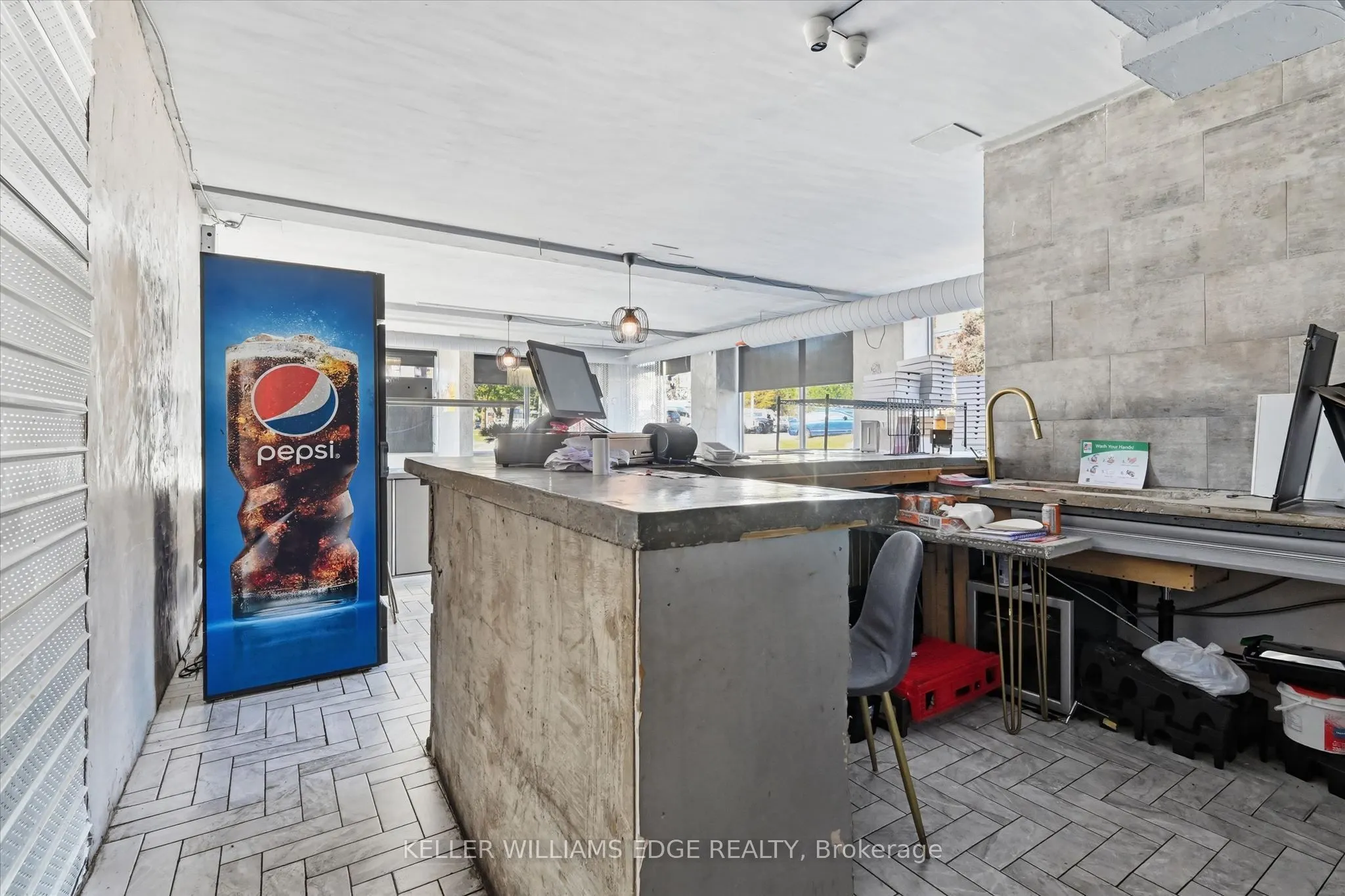 72 King Street E