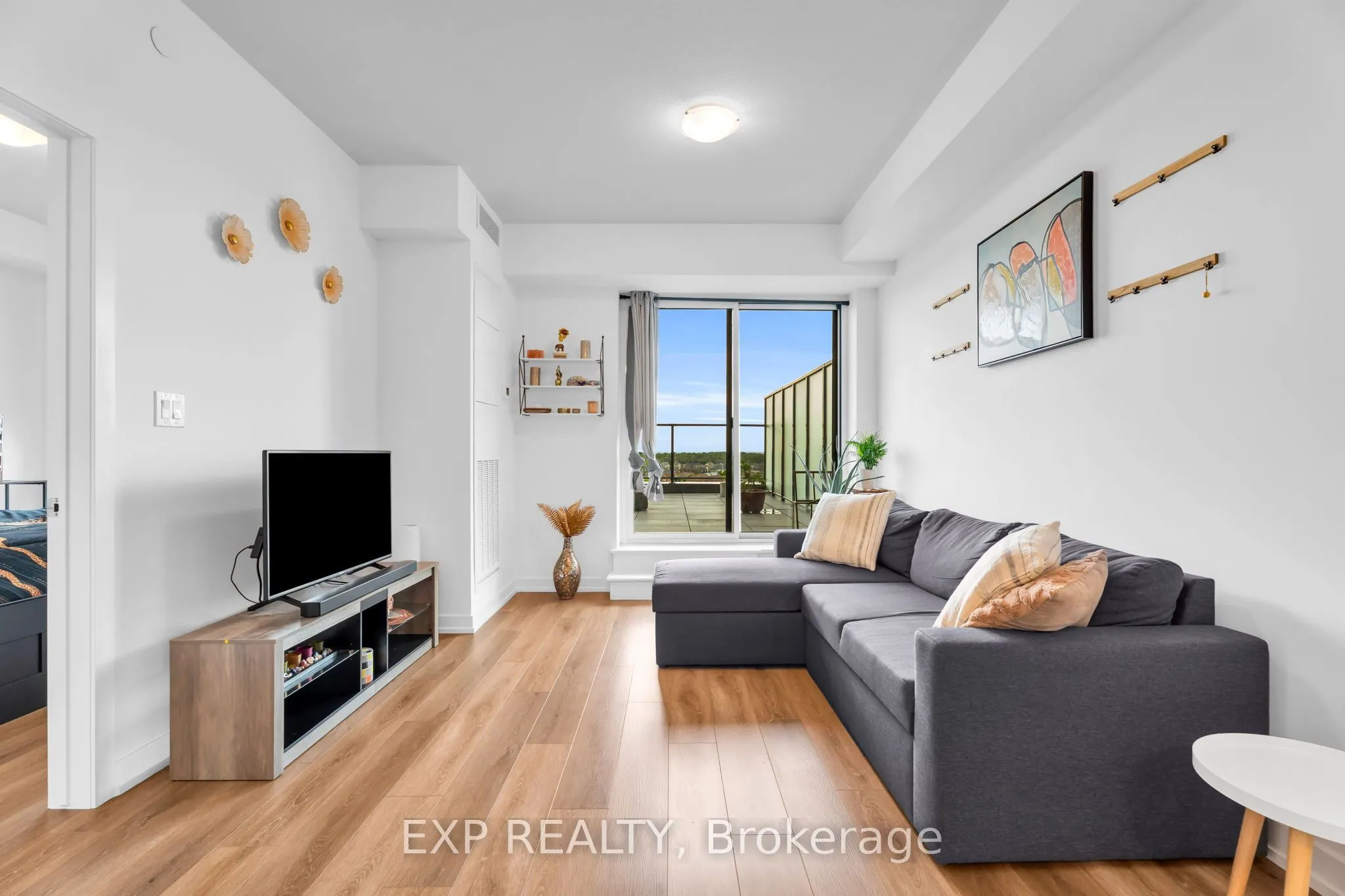 450 Dundas Street East Street #711