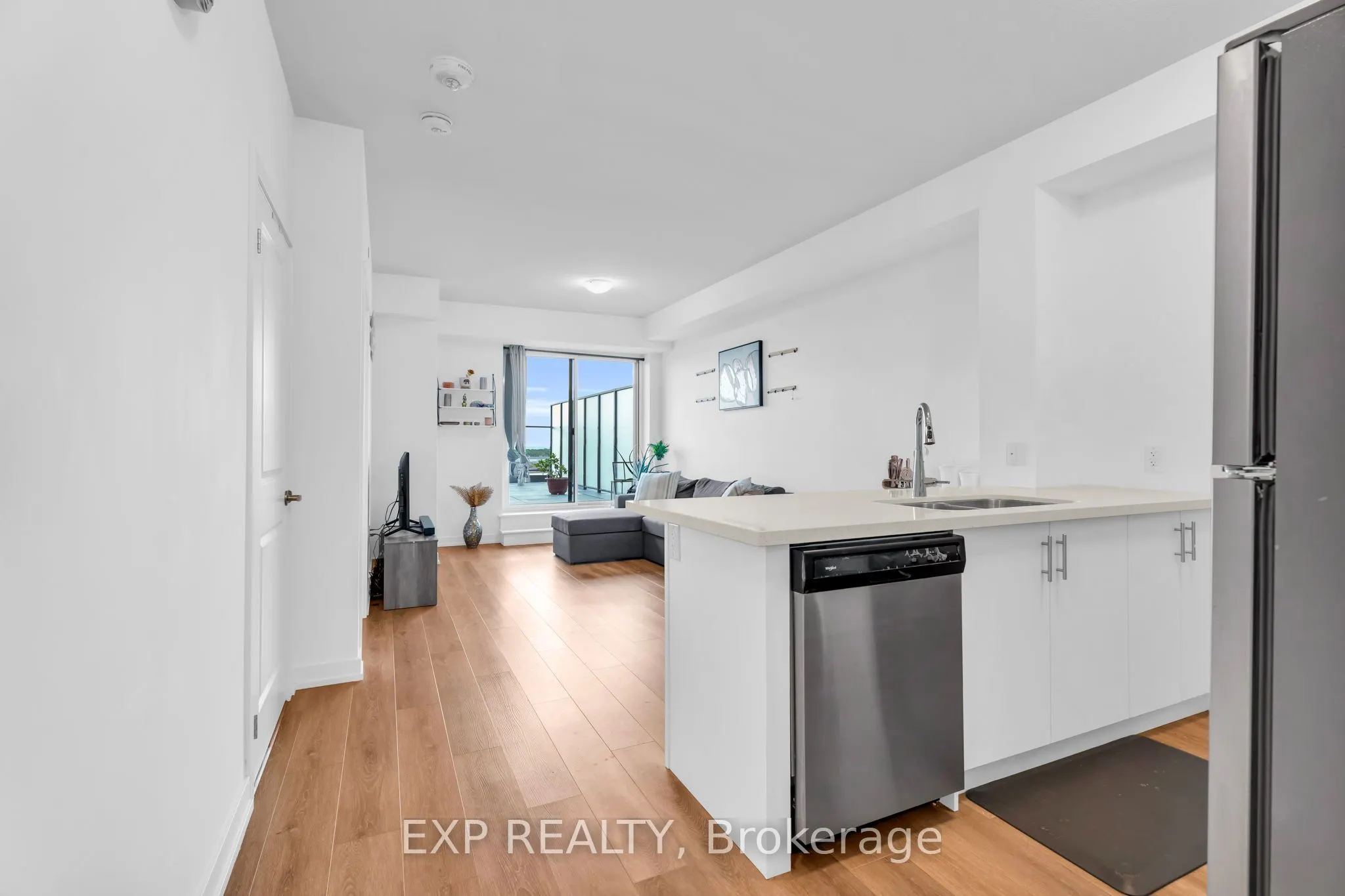 450 Dundas Street East Street #711