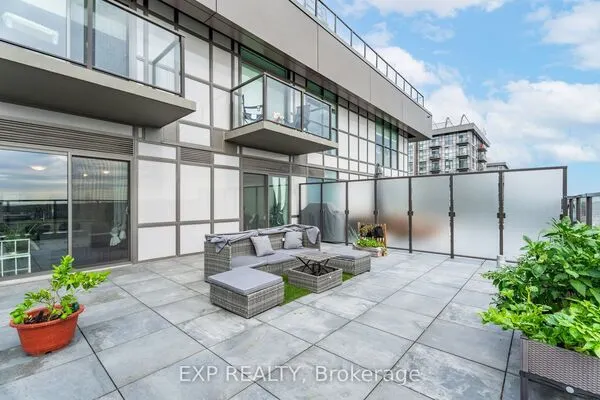 450 Dundas Street East Street #711