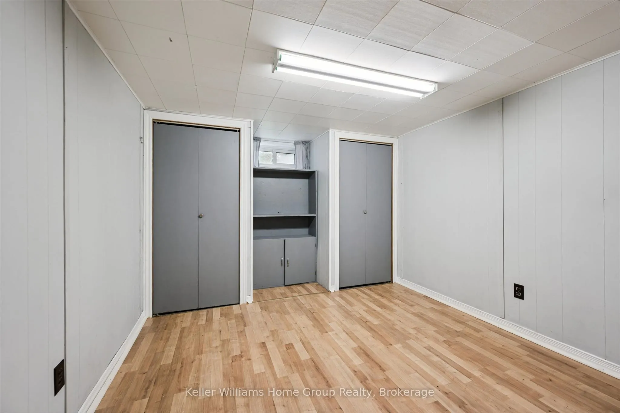 320 Queen Street W