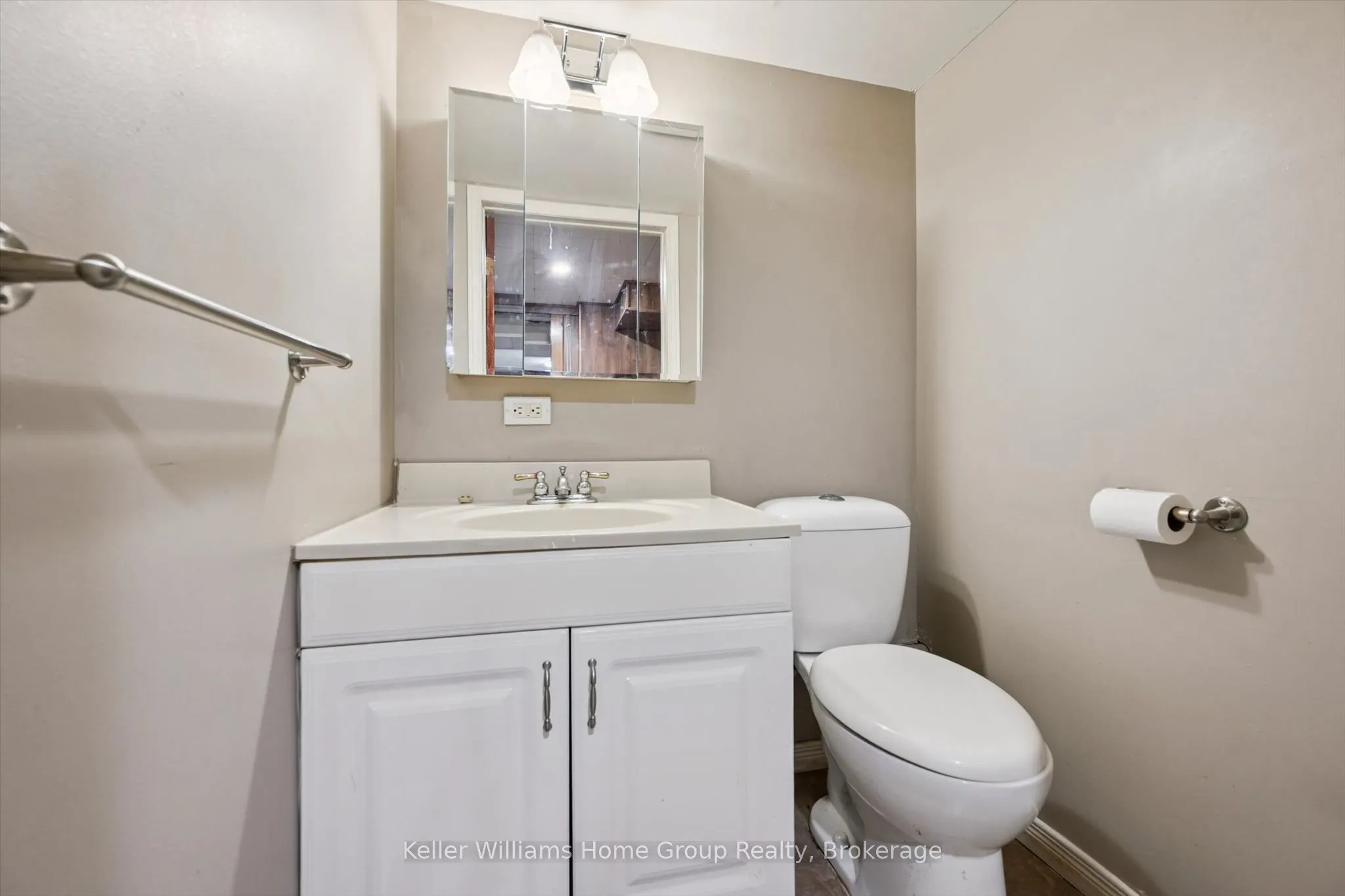 320 Queen Street W