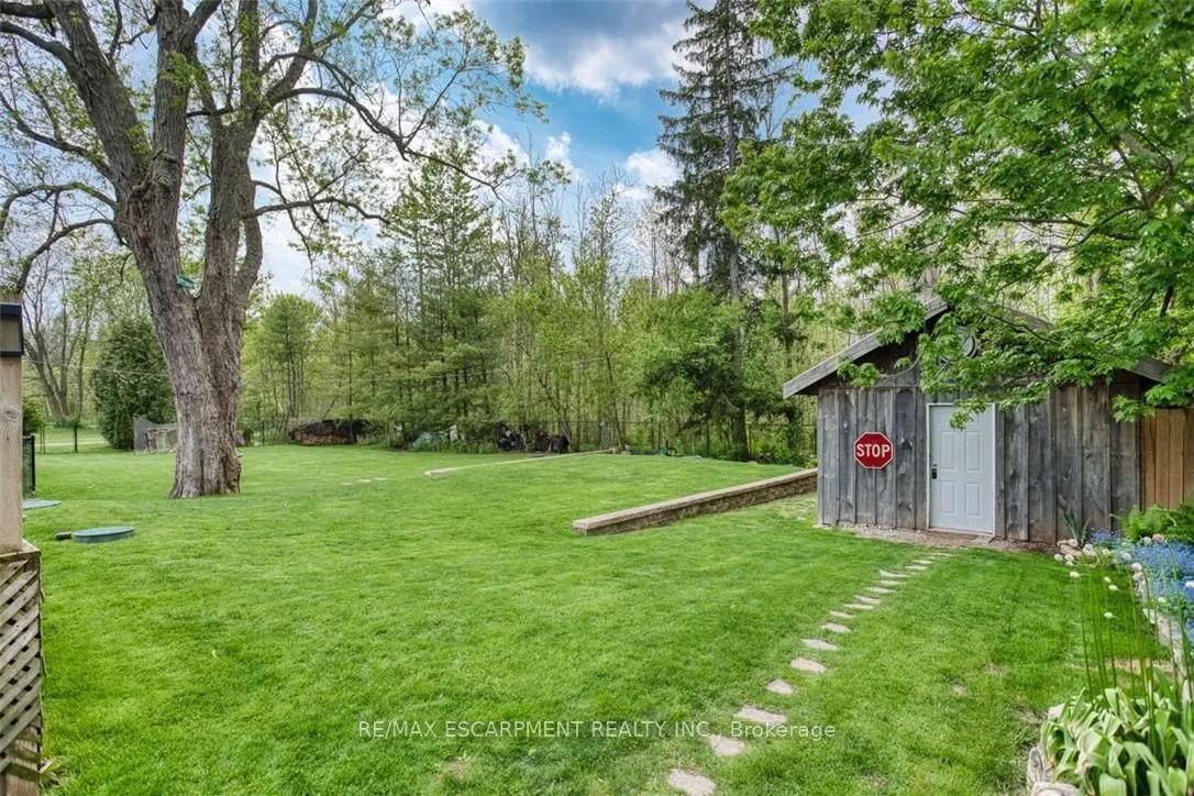 1539 Brock Road