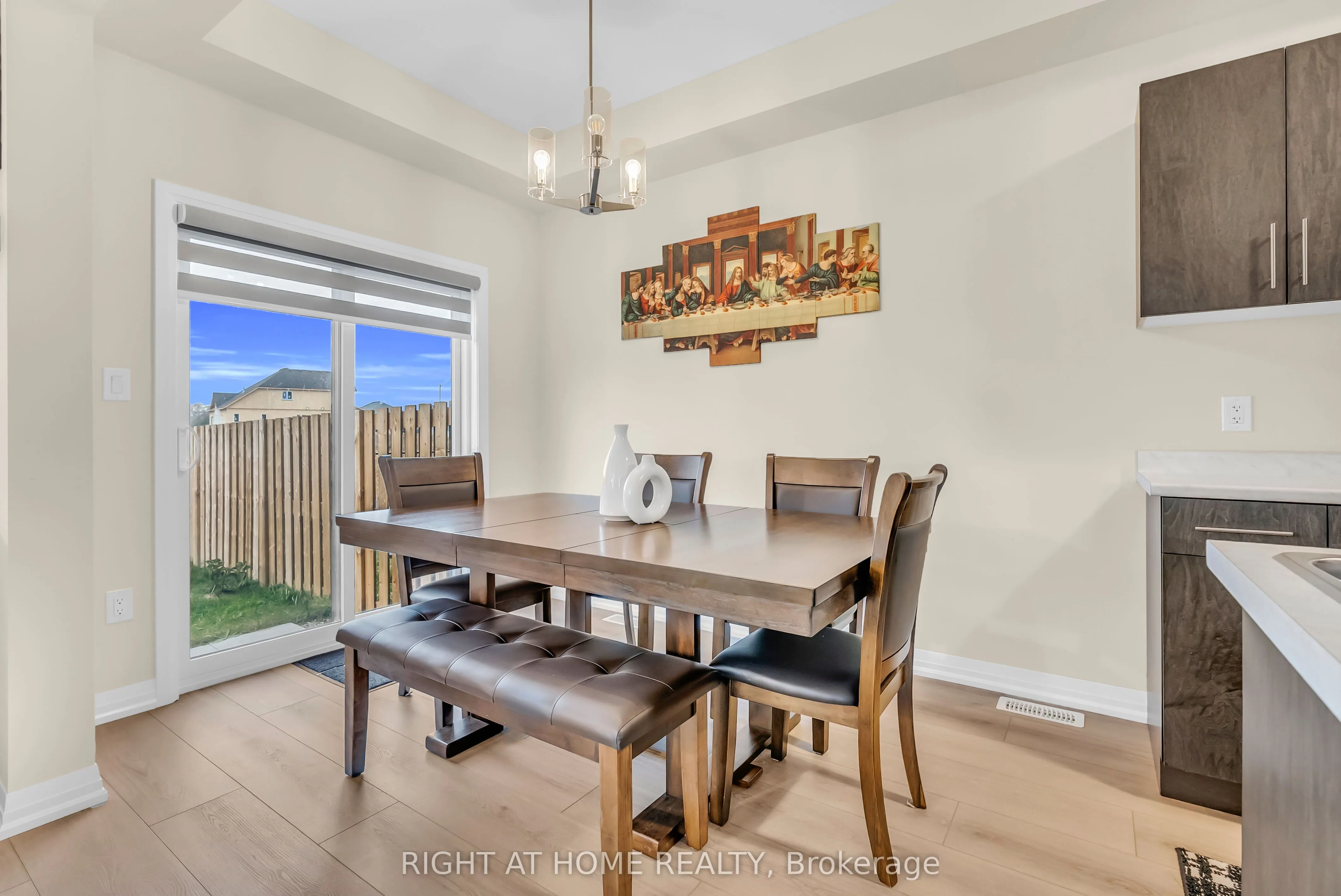 4 West Creek Court