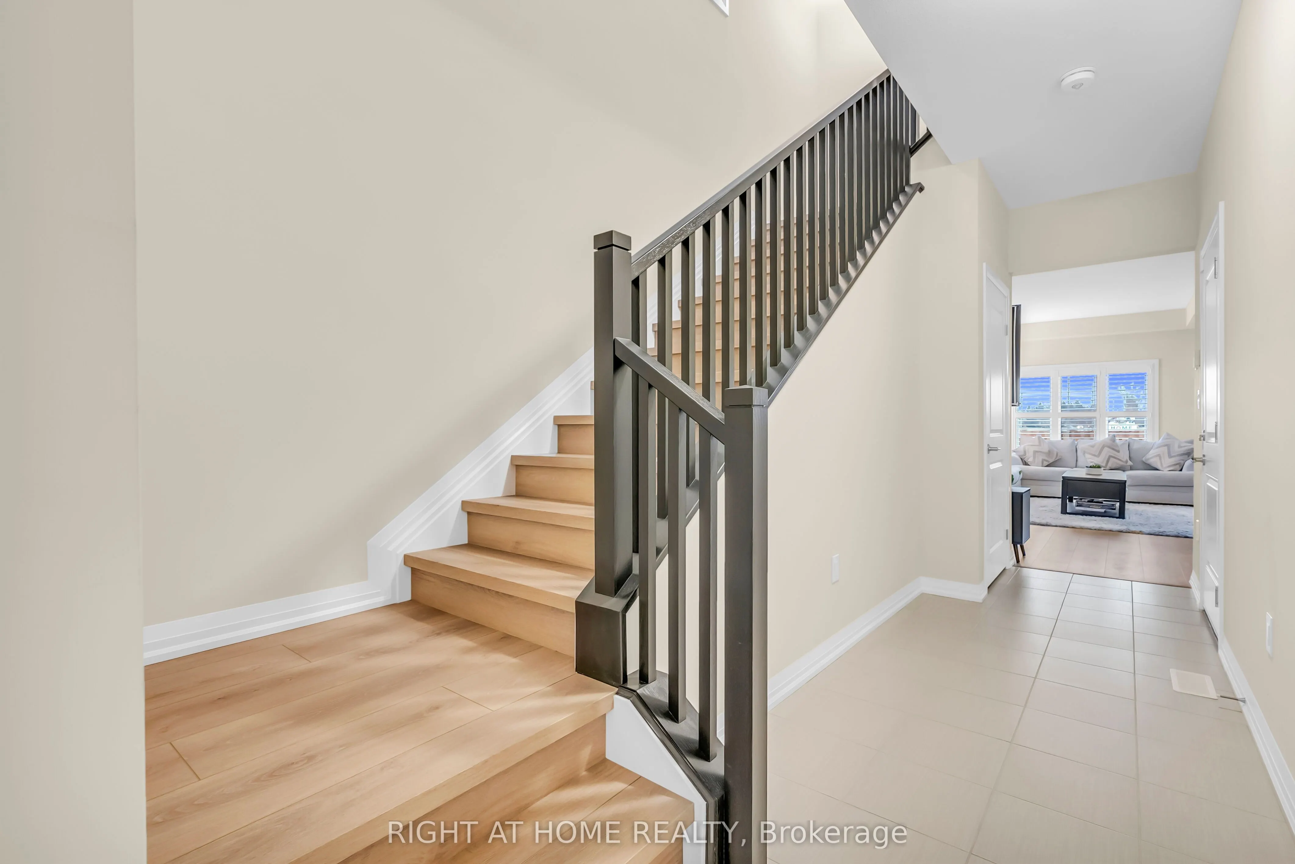 4 West Creek Court