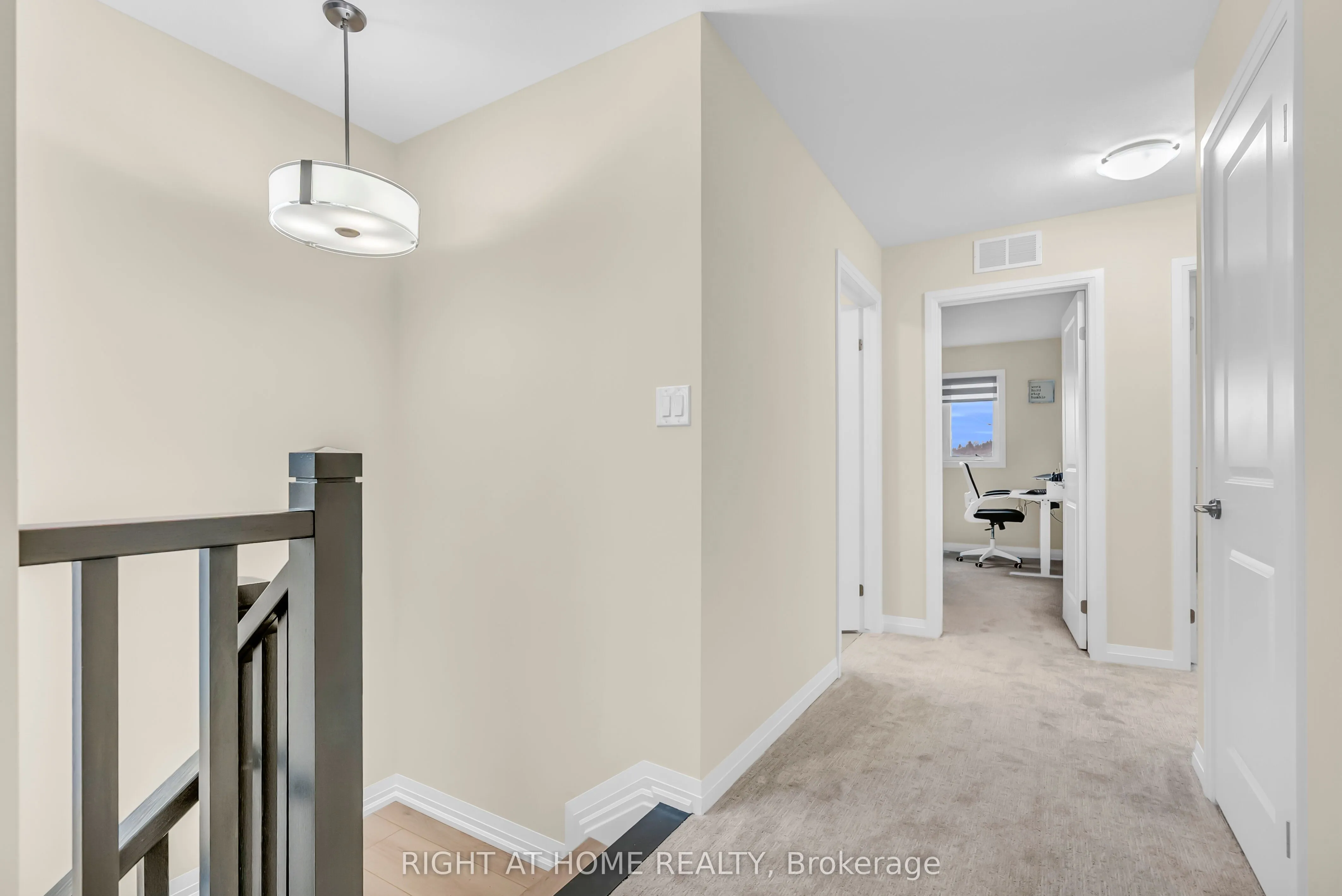 4 West Creek Court