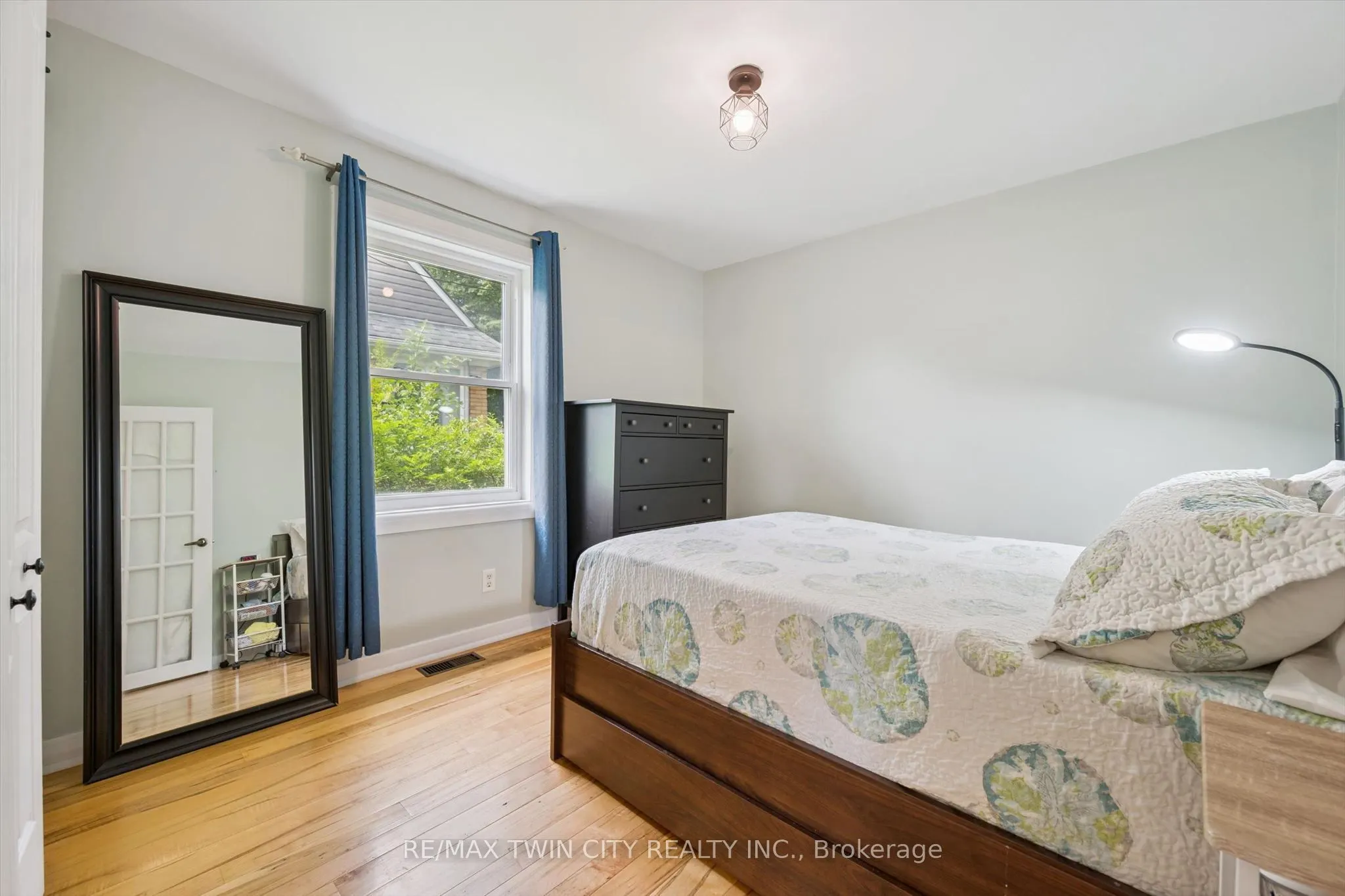 129 Florence Avenue