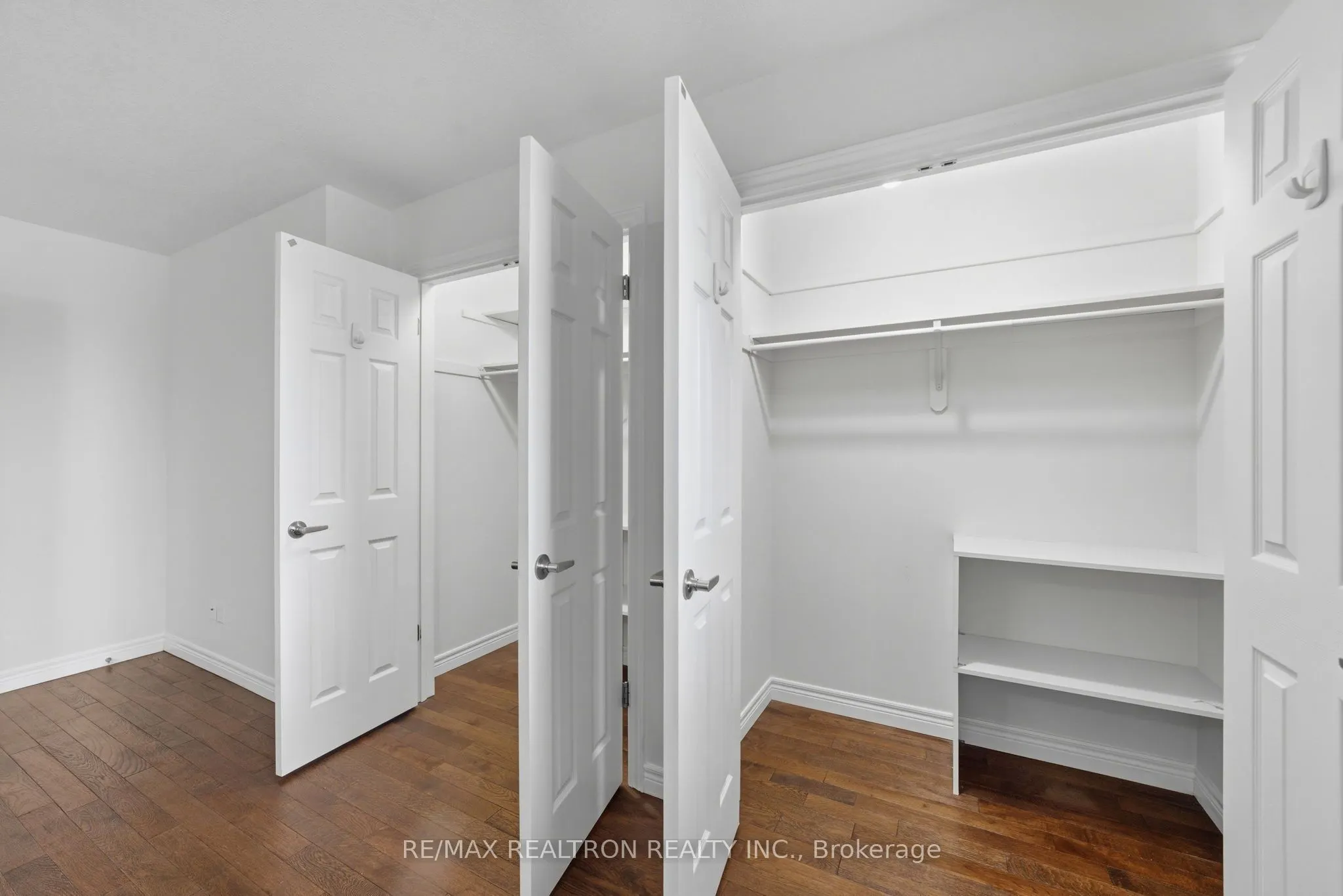 876 GOLF LINKS Road #1