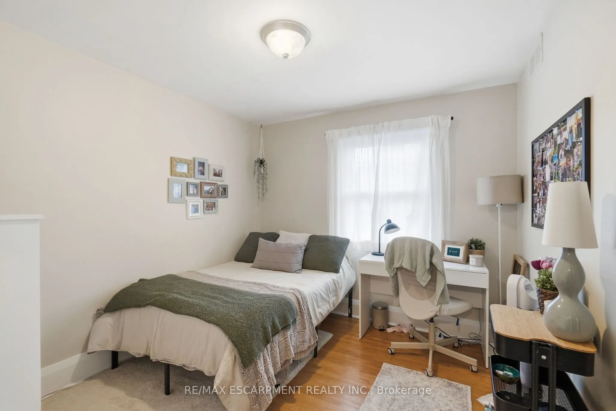 44 Dalewood Crescent
