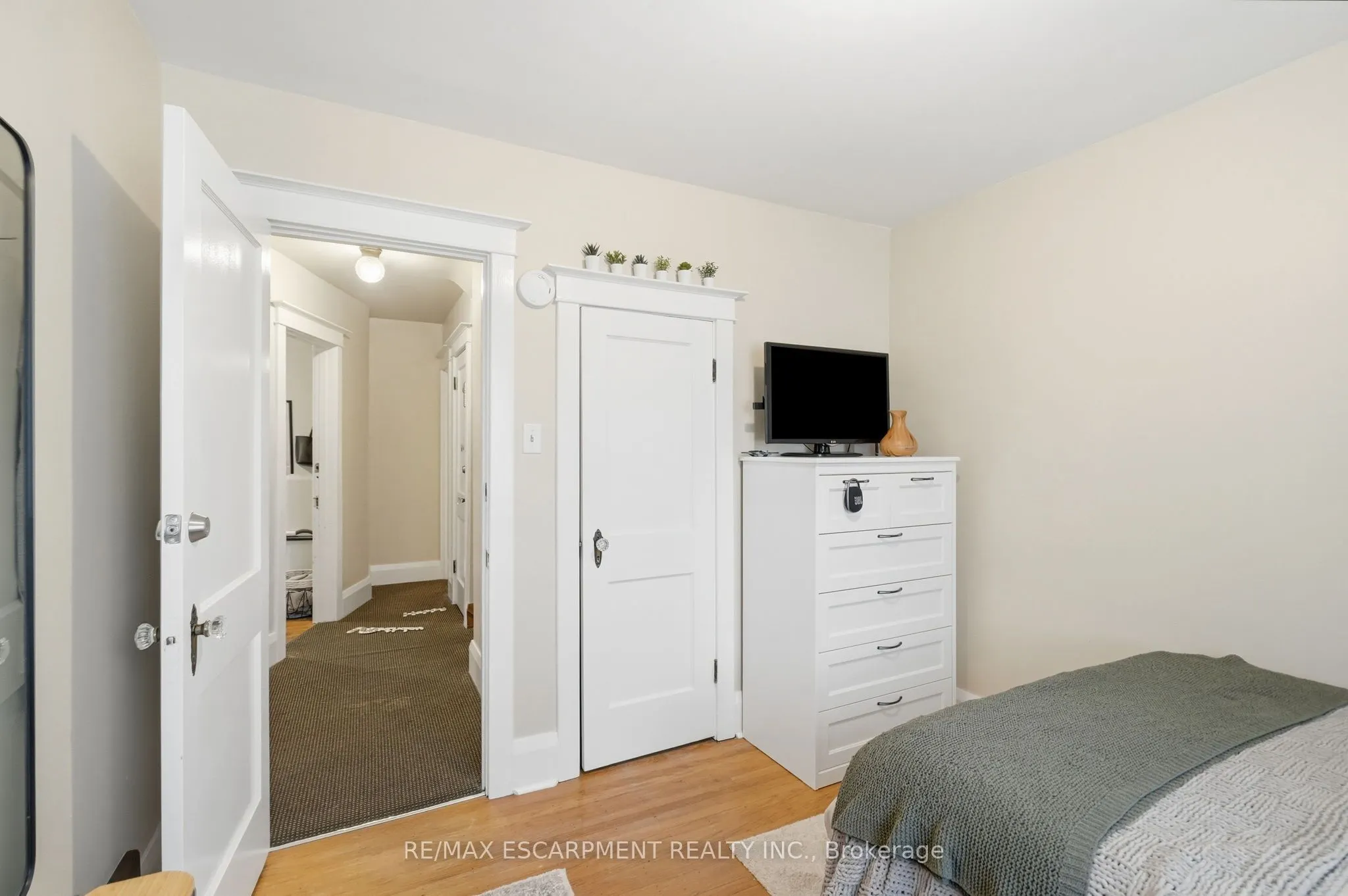 44 Dalewood Crescent