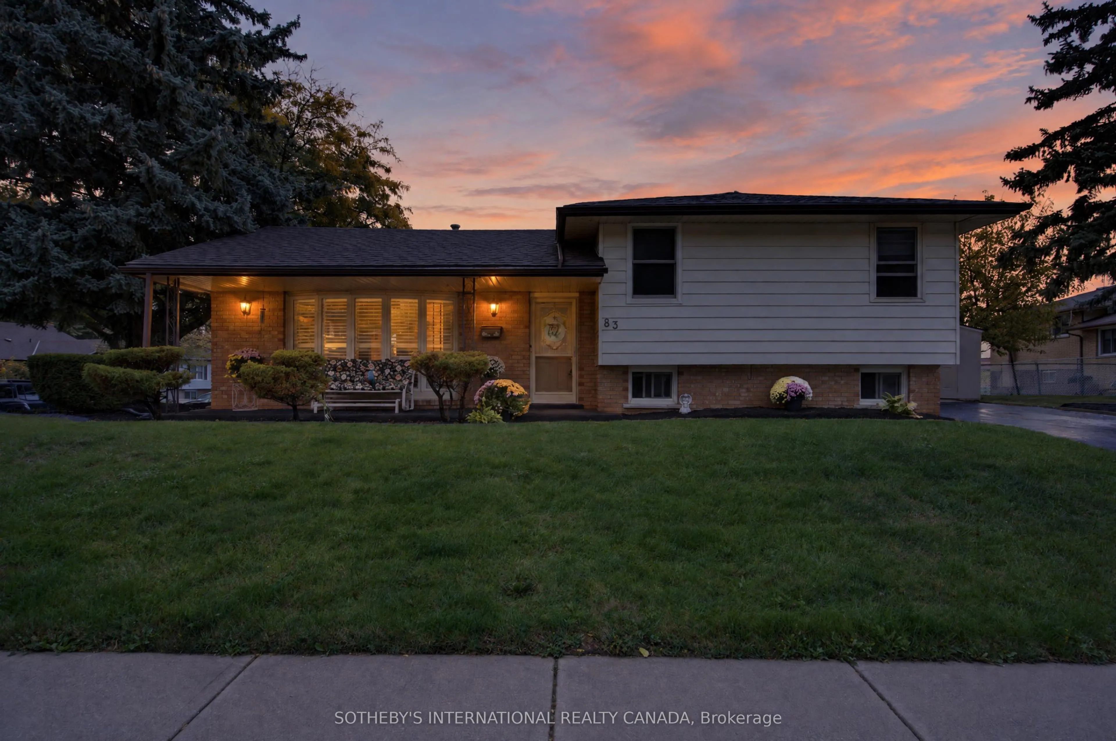 83 Marcella Crescent SW