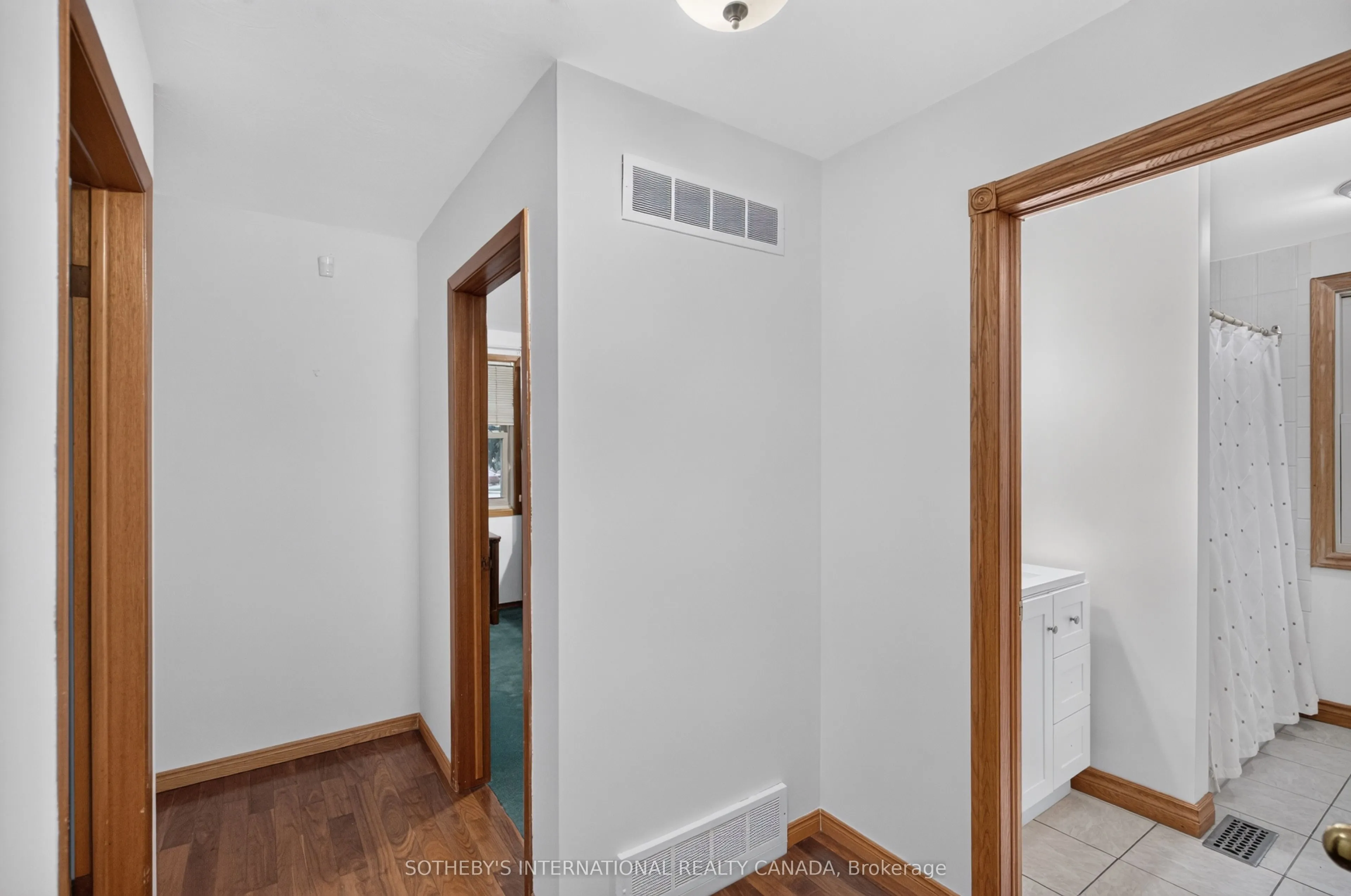 83 Marcella Crescent SW