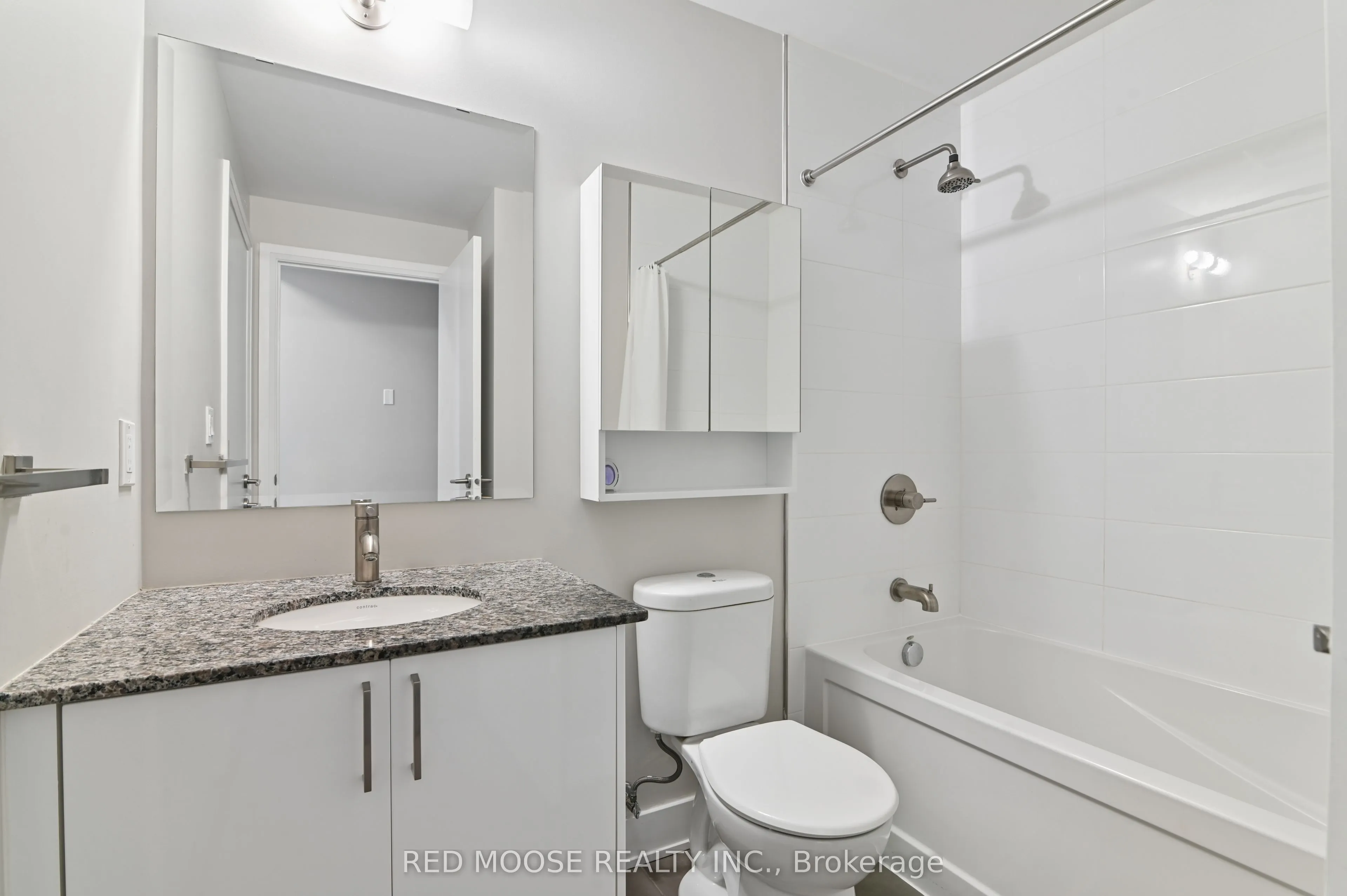 118 Holmwood Avenue #705