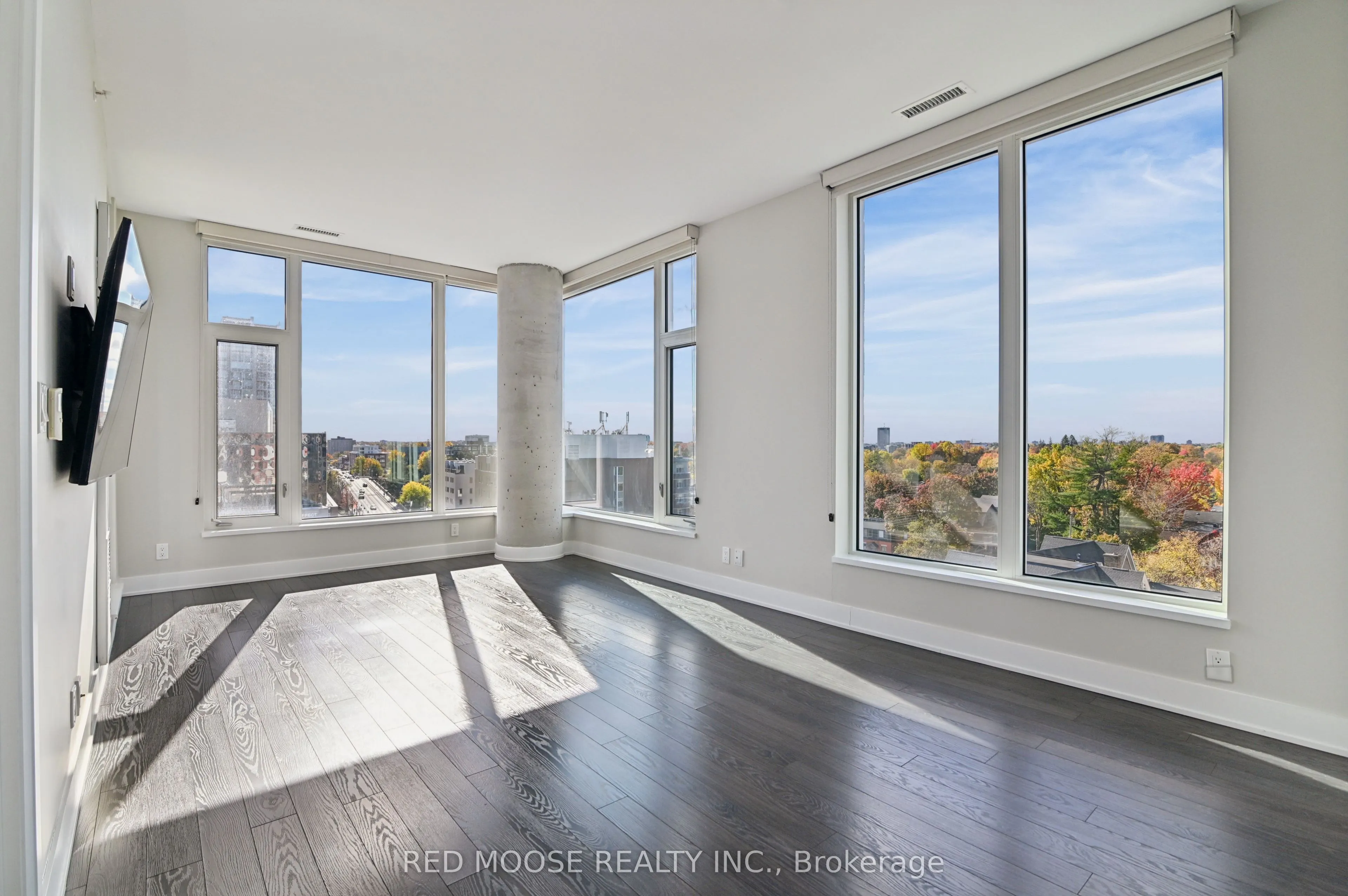 118 Holmwood Avenue #705