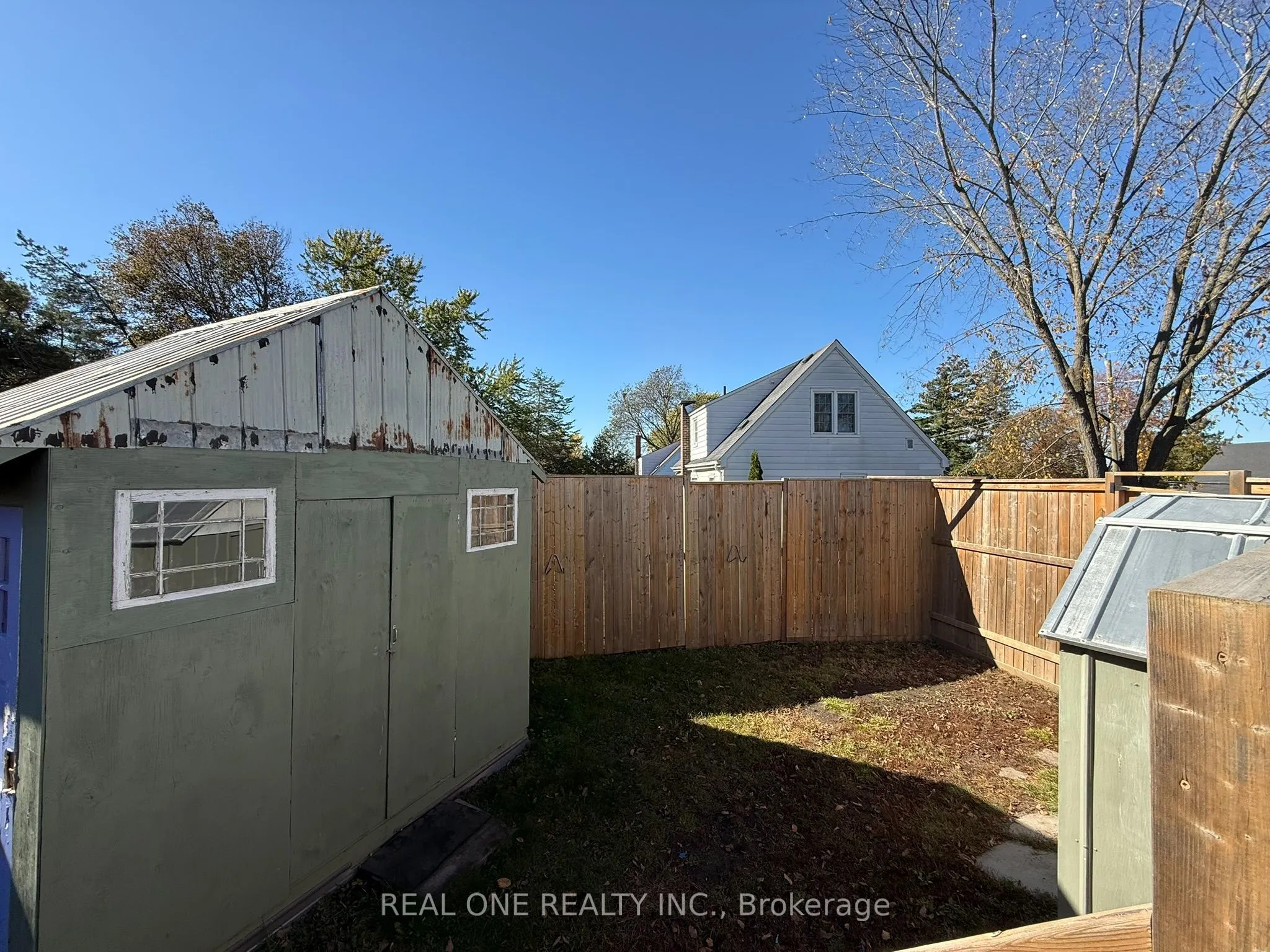337 Victoria Avenue