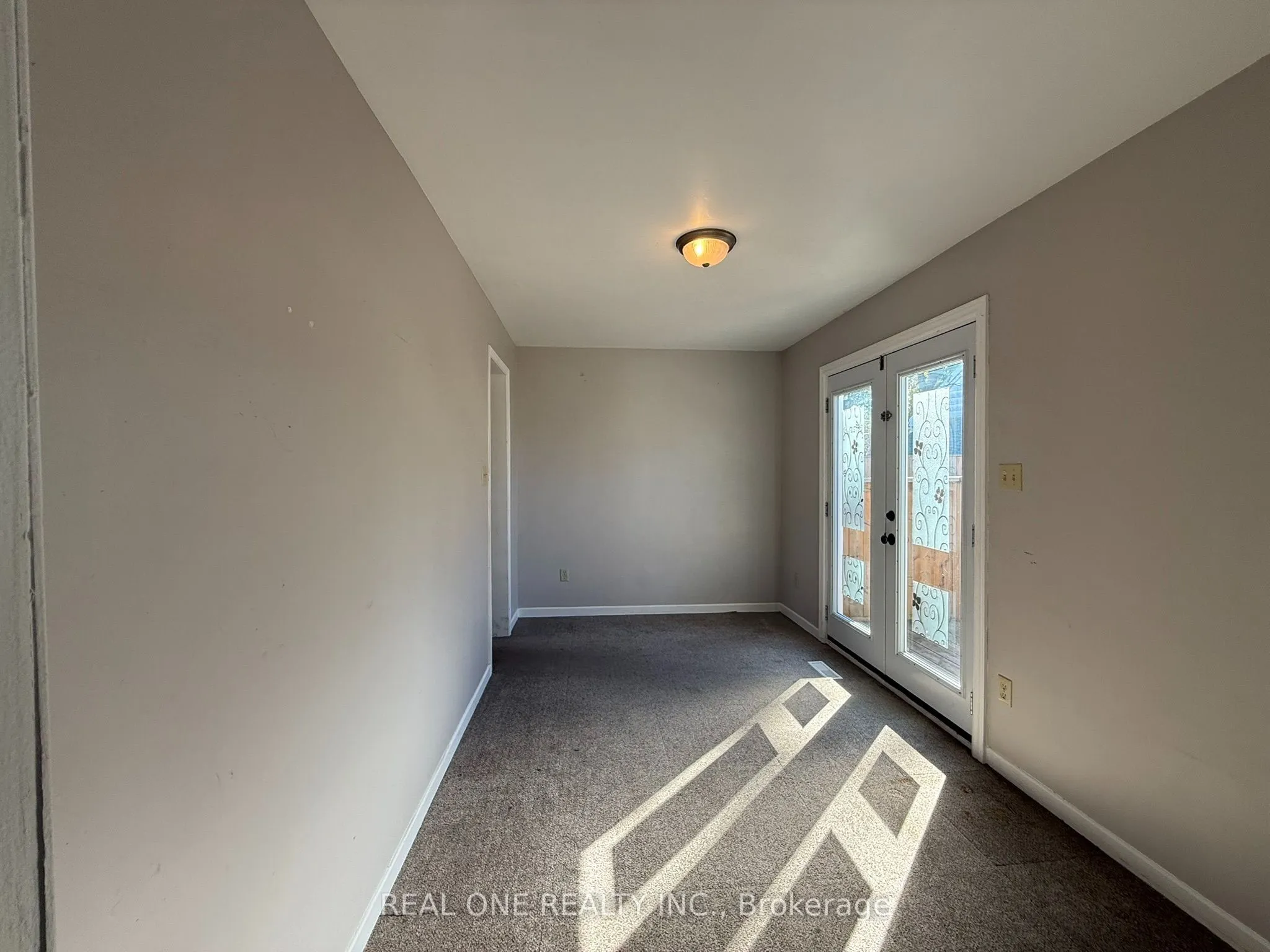 337 Victoria Avenue