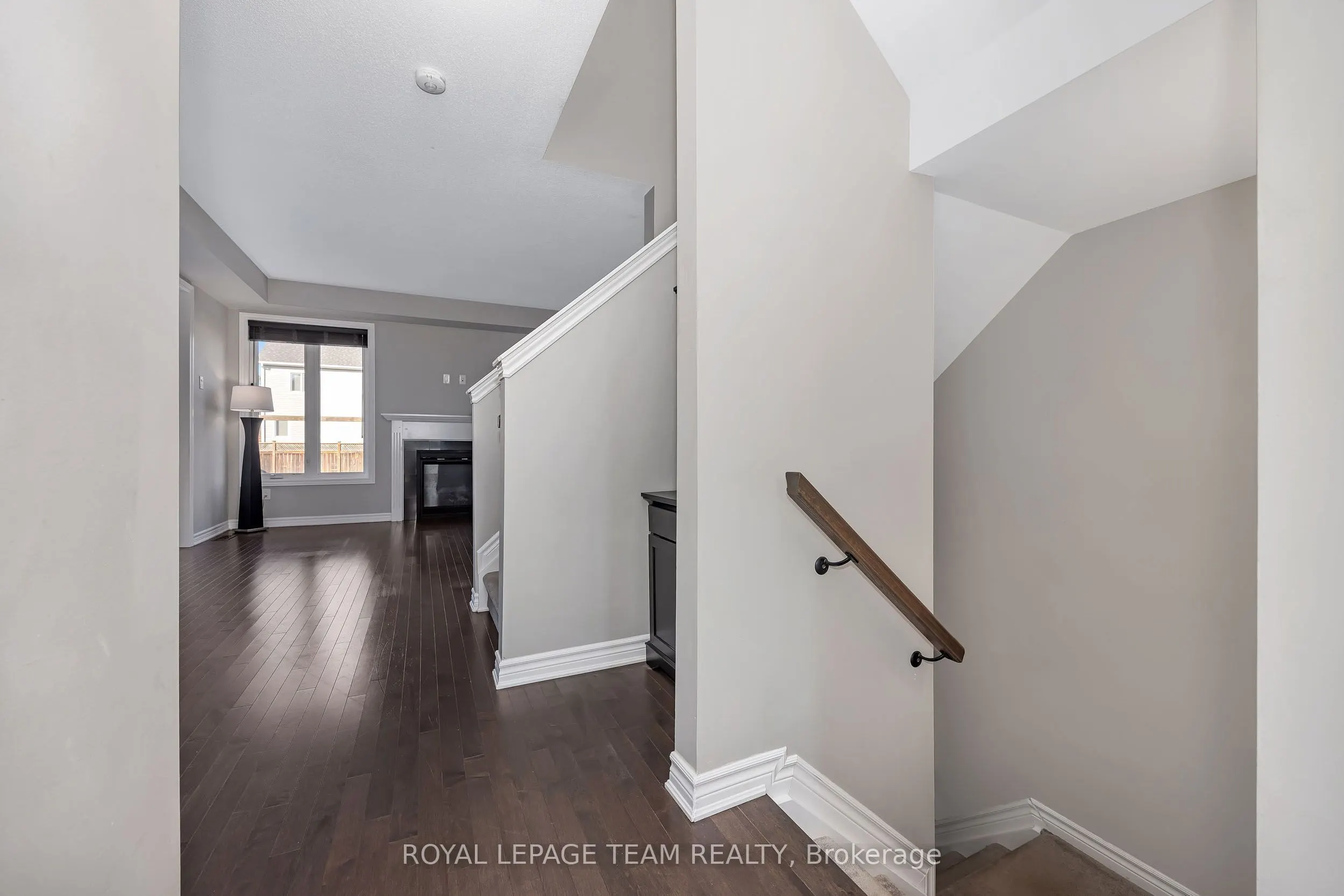 3209 Harvester Crescent