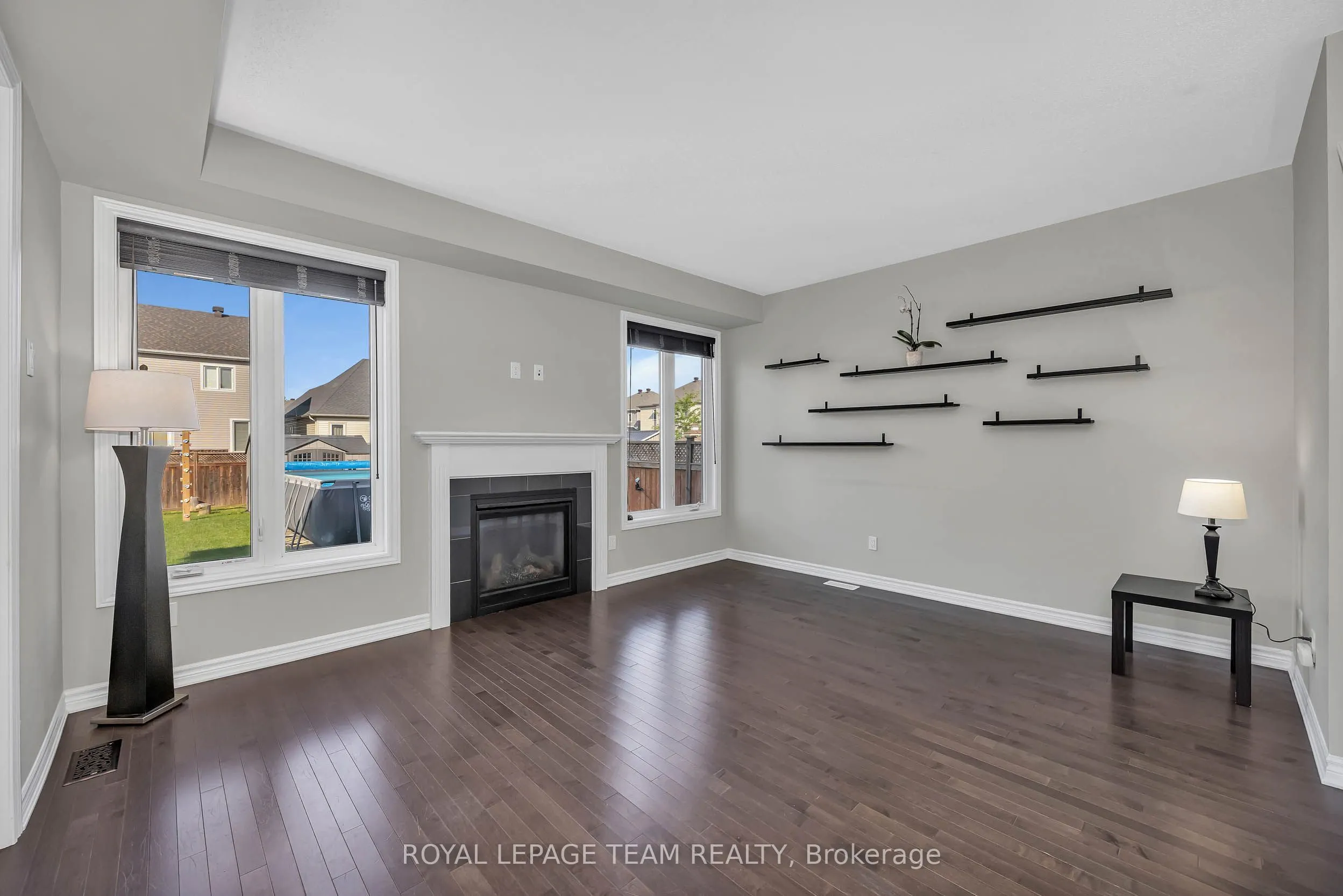 3209 Harvester Crescent