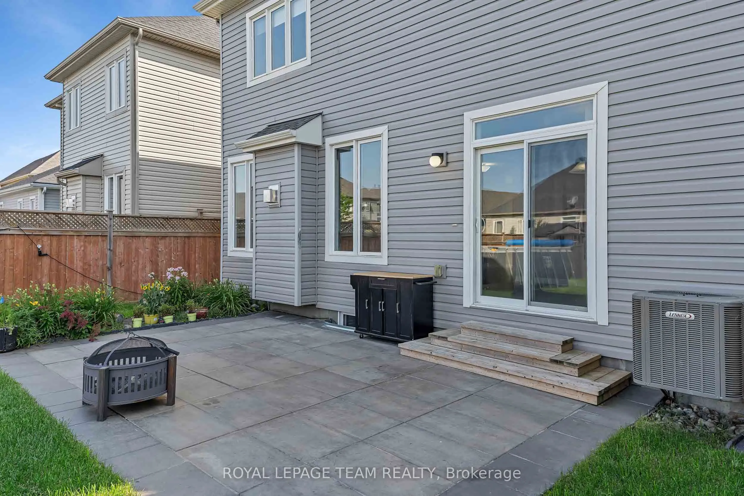 3209 Harvester Crescent