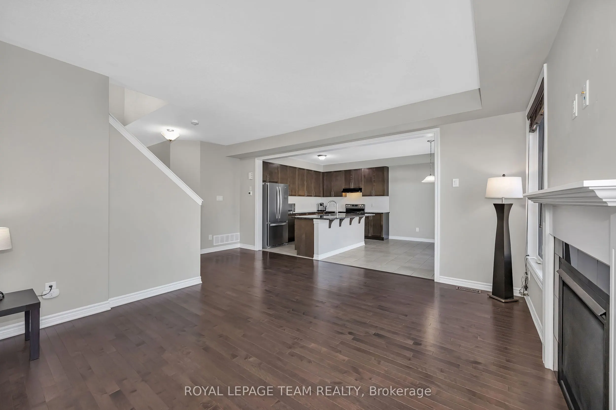 3209 Harvester Crescent