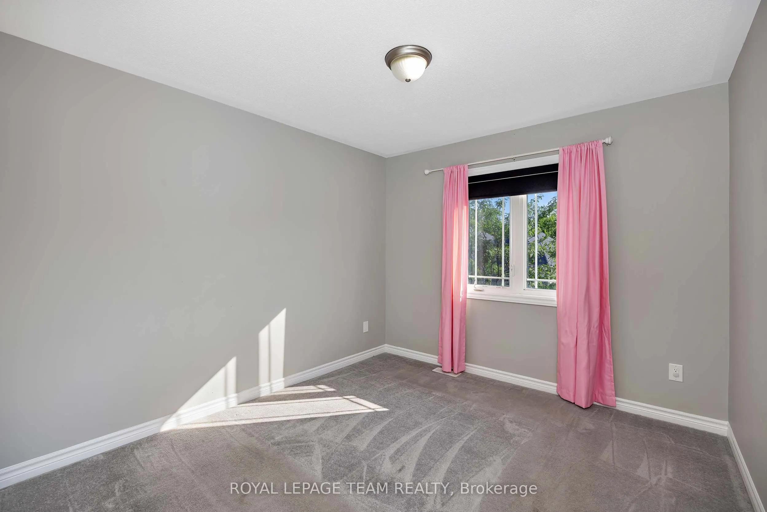 3209 Harvester Crescent