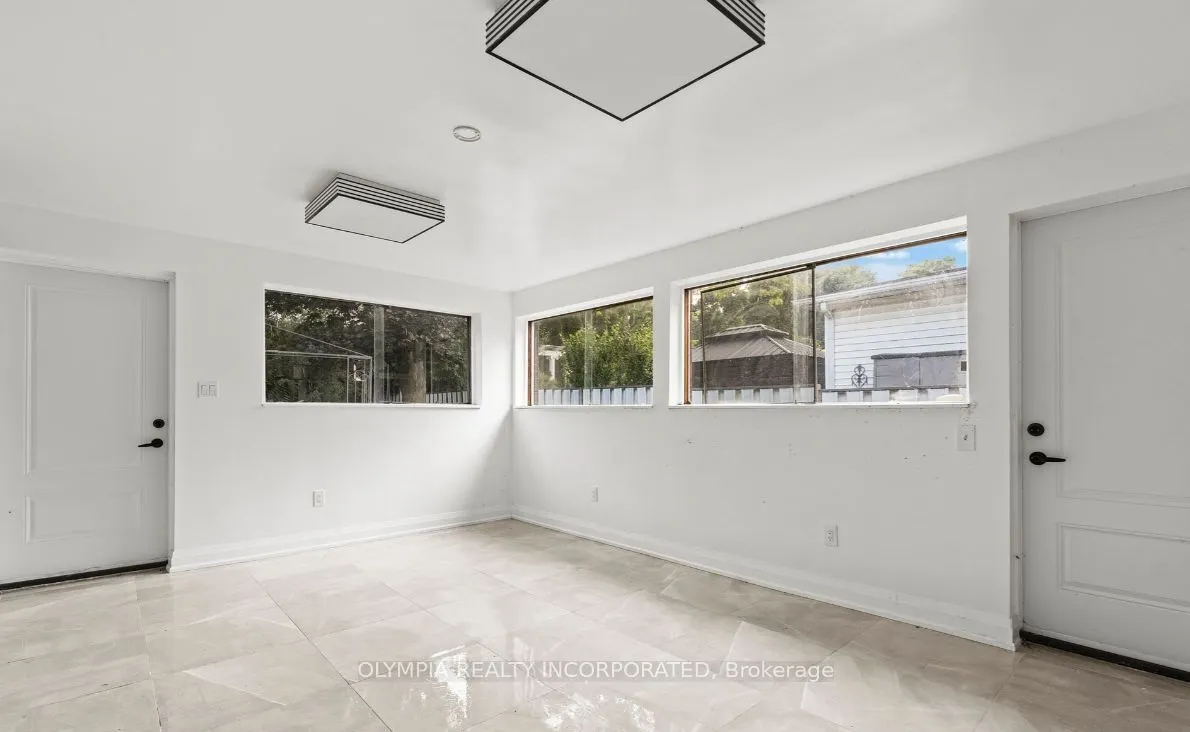 5138 Valley Way