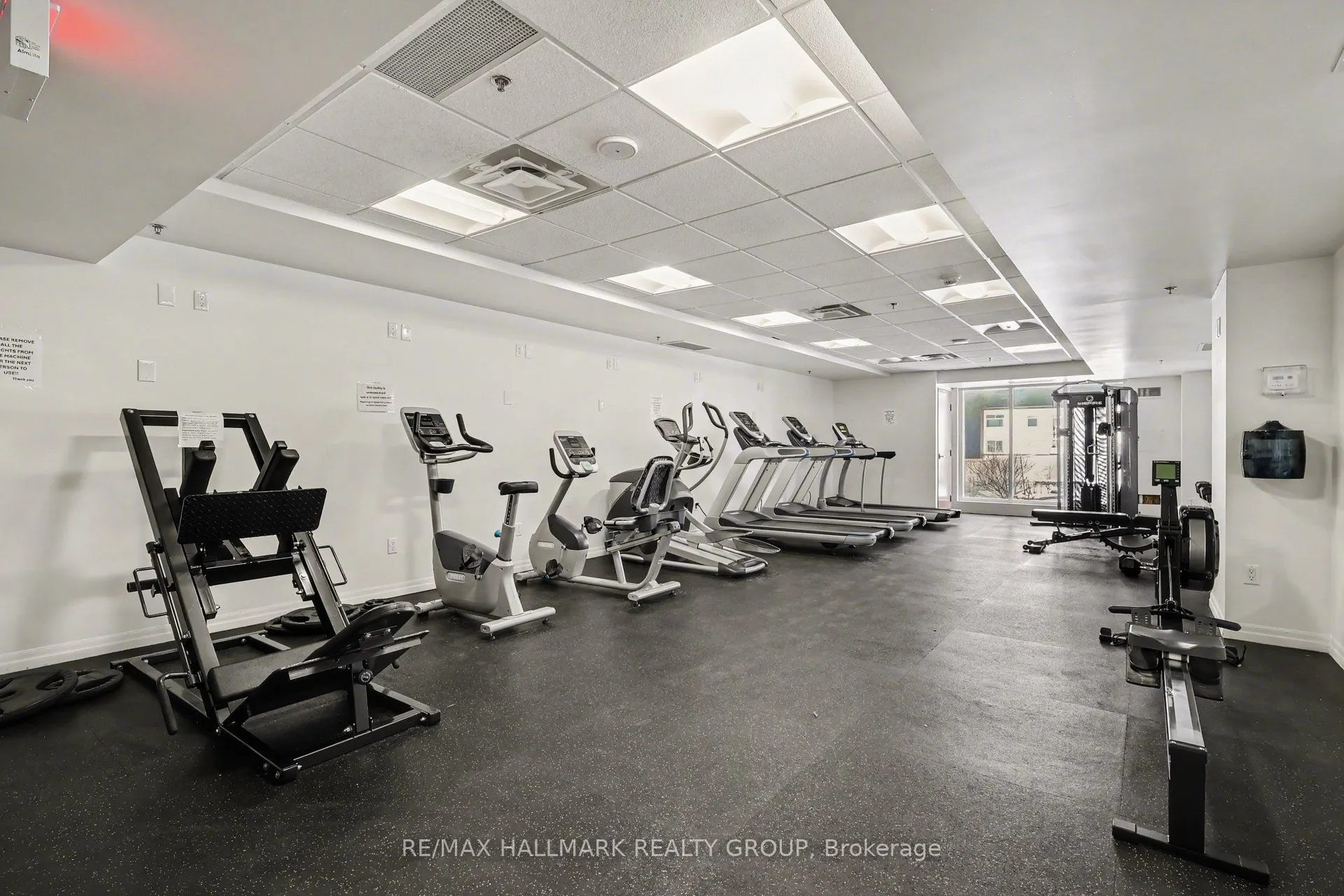 242 Rideau Street #201