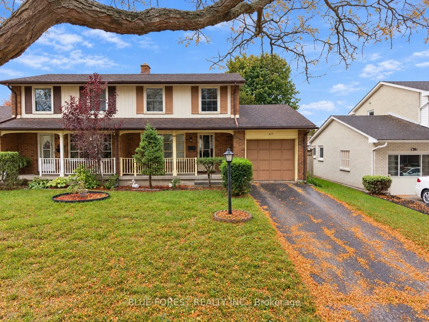 673 Galloway Crescent