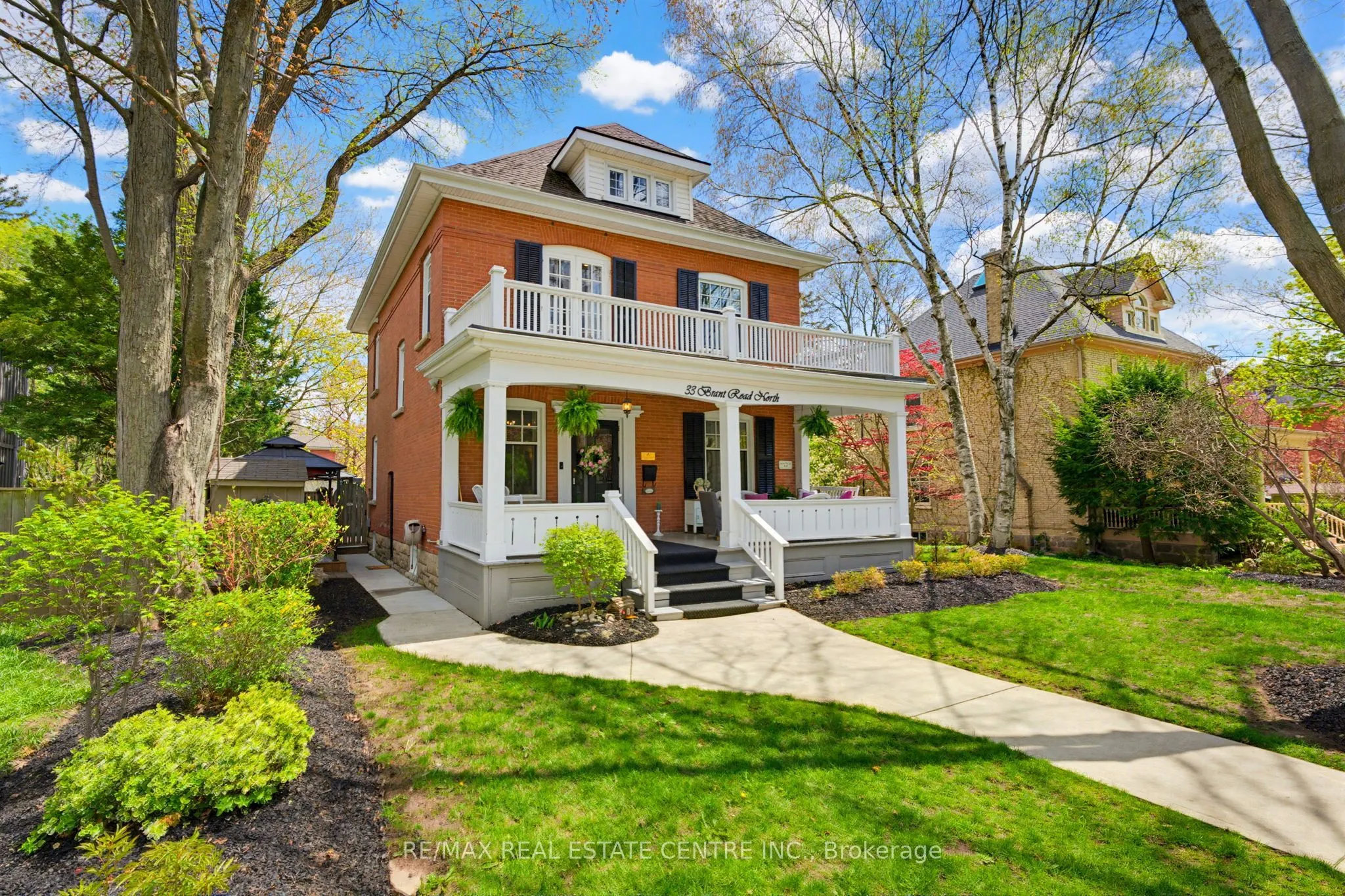 33 Brant Road N