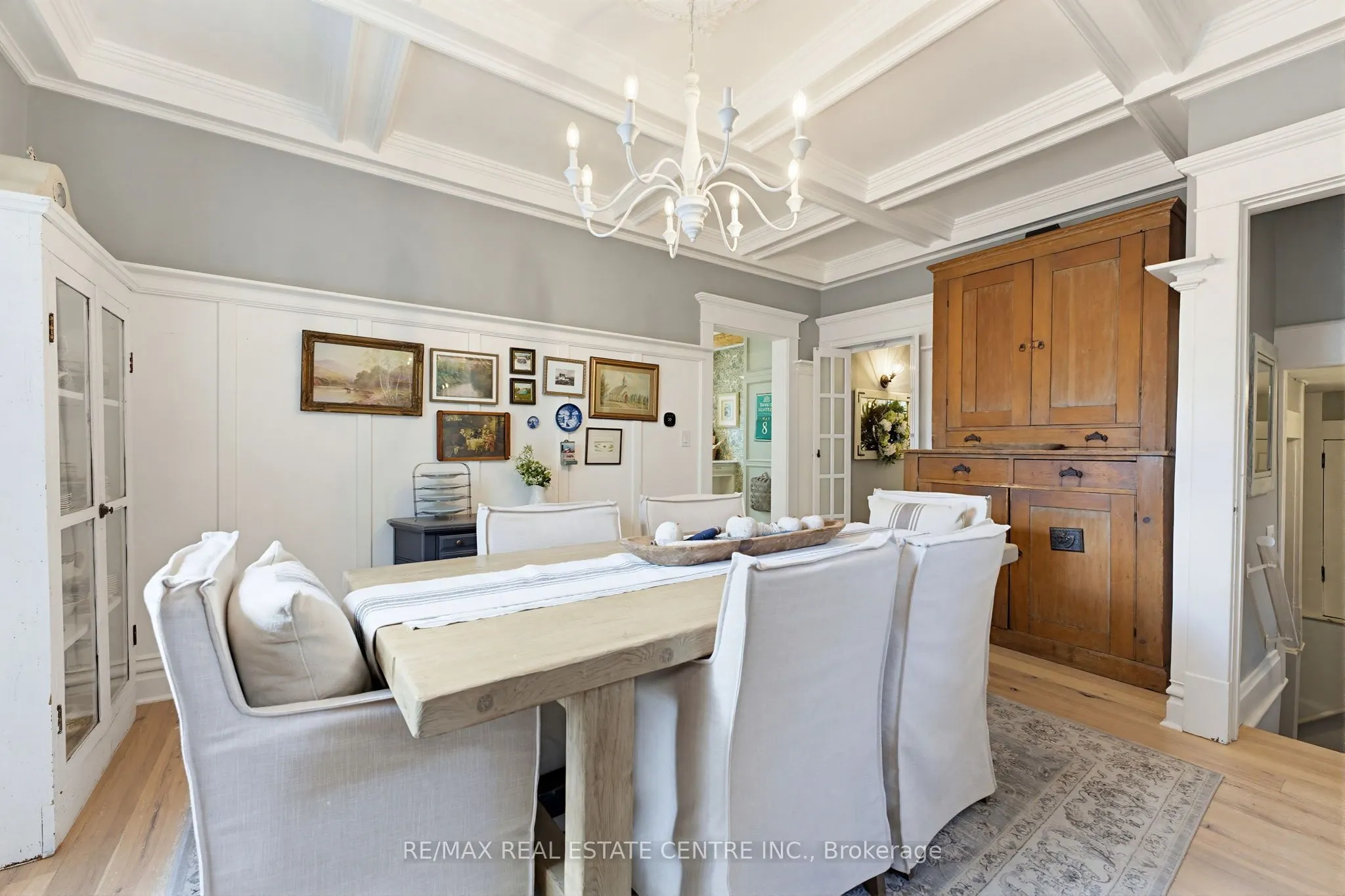 33 Brant Road N