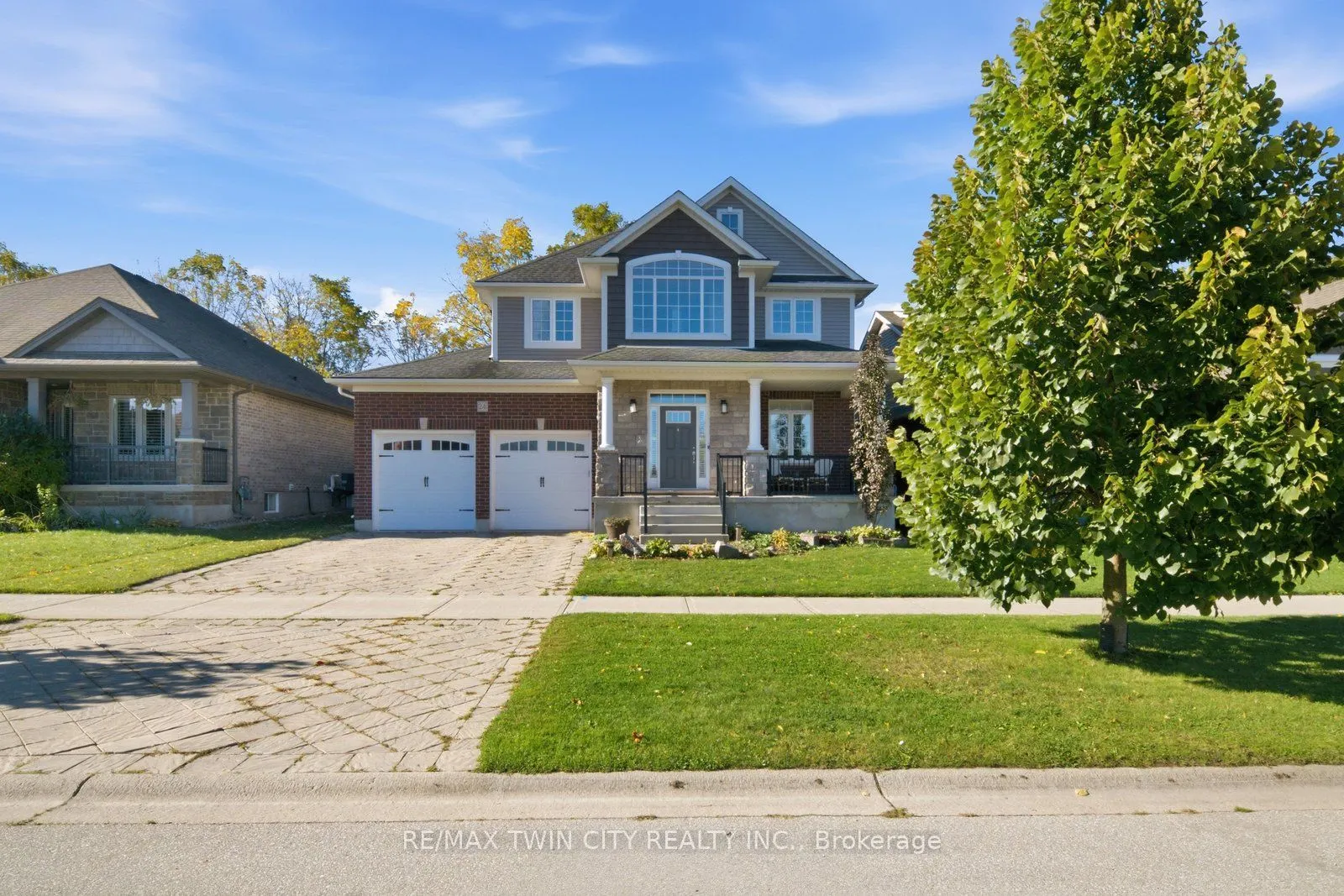24 Hollingshead Road