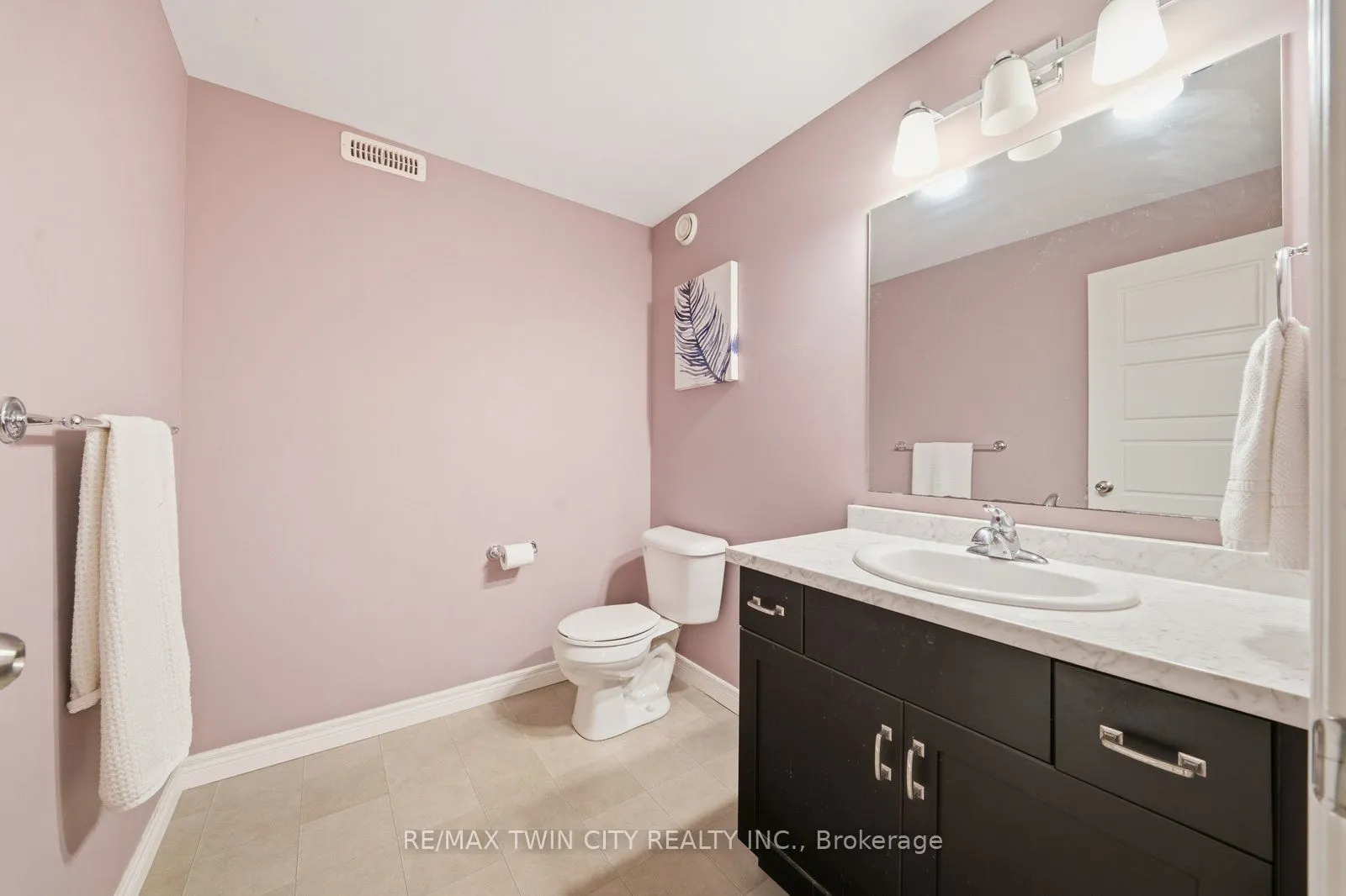 24 Hollingshead Road