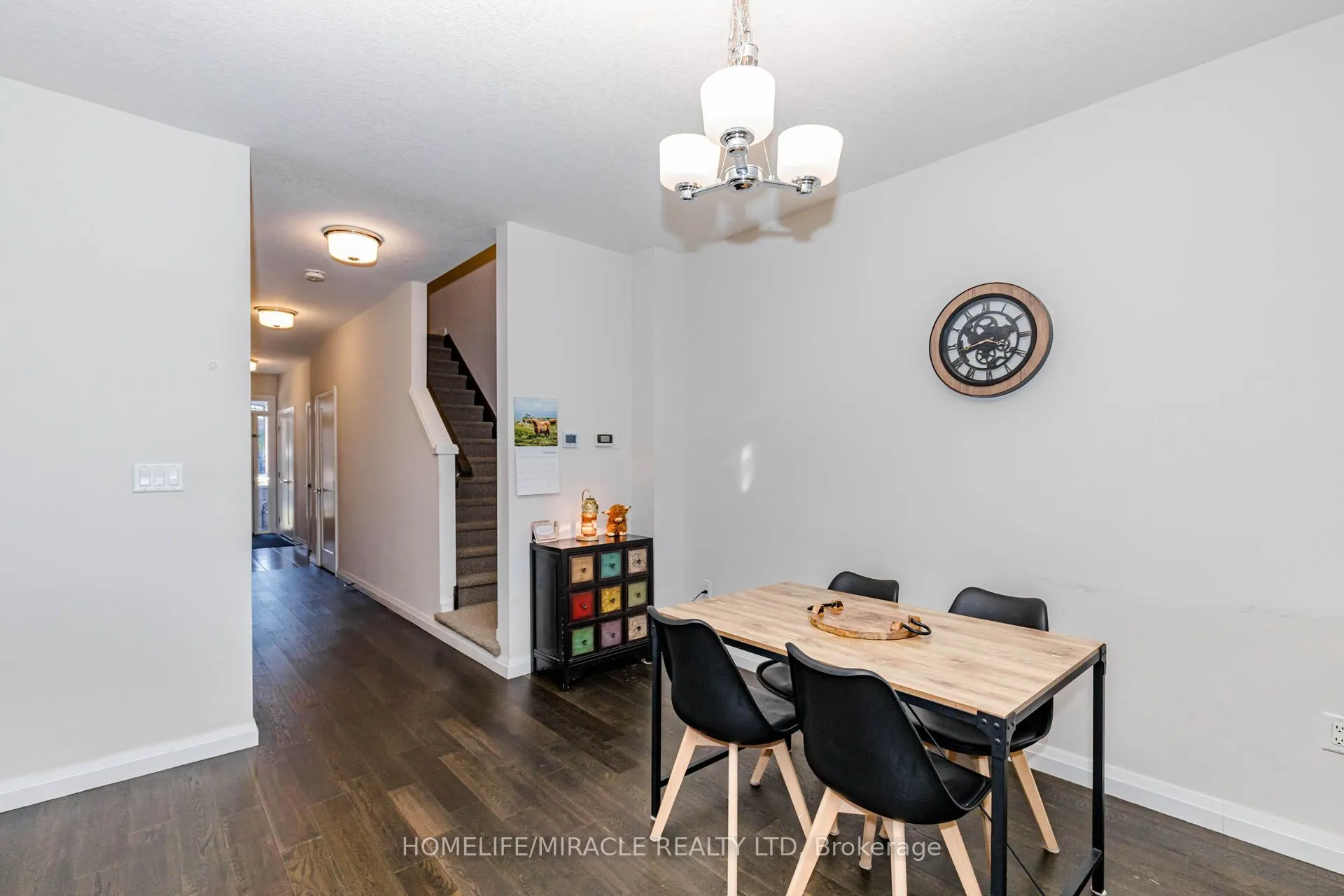 35 Midhurst Heights #19