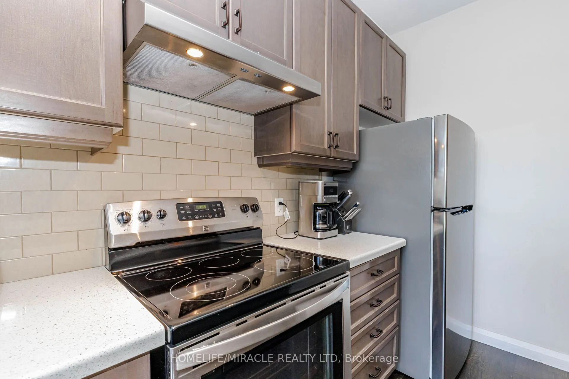 35 Midhurst Heights #19