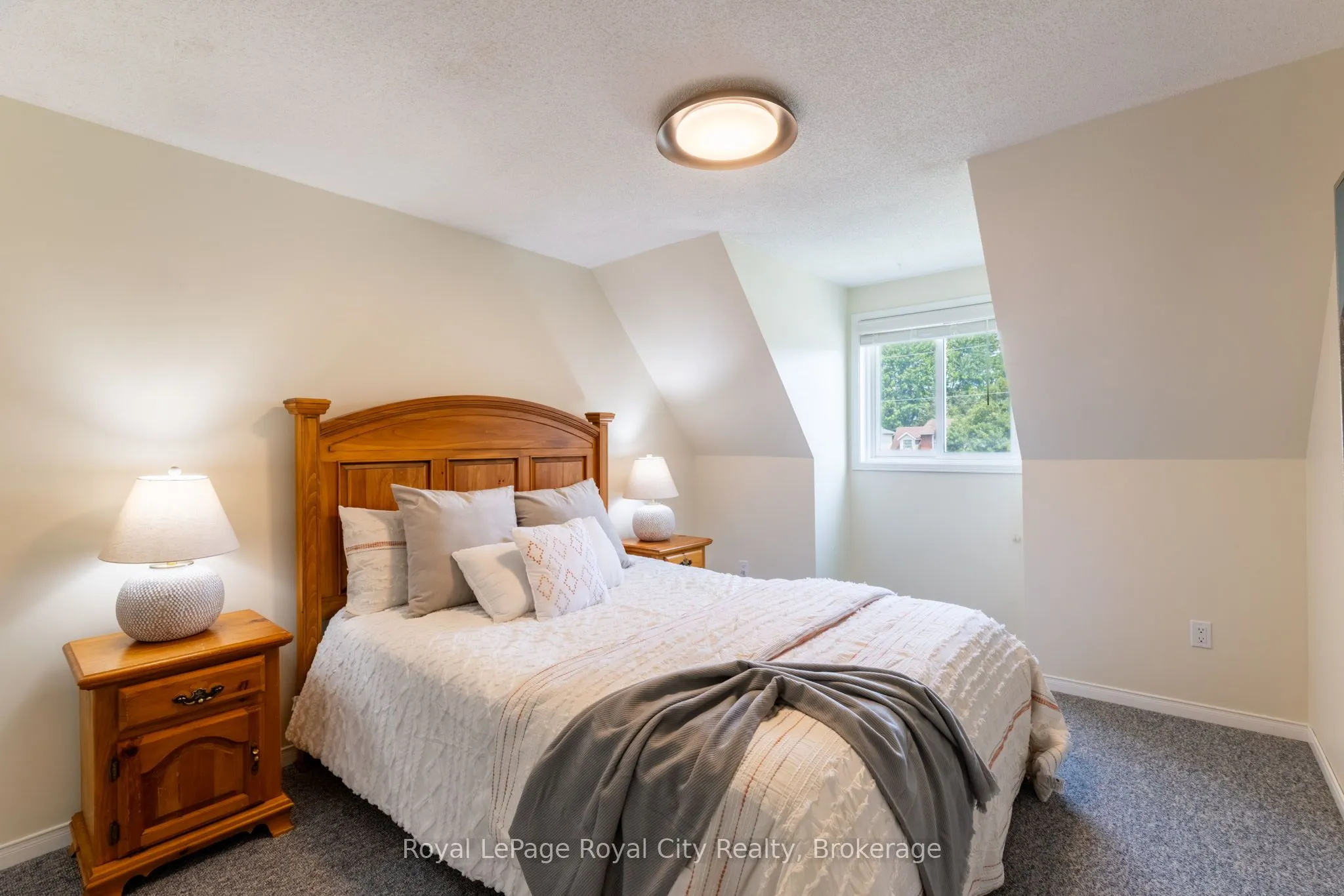 245 Elmira Road S