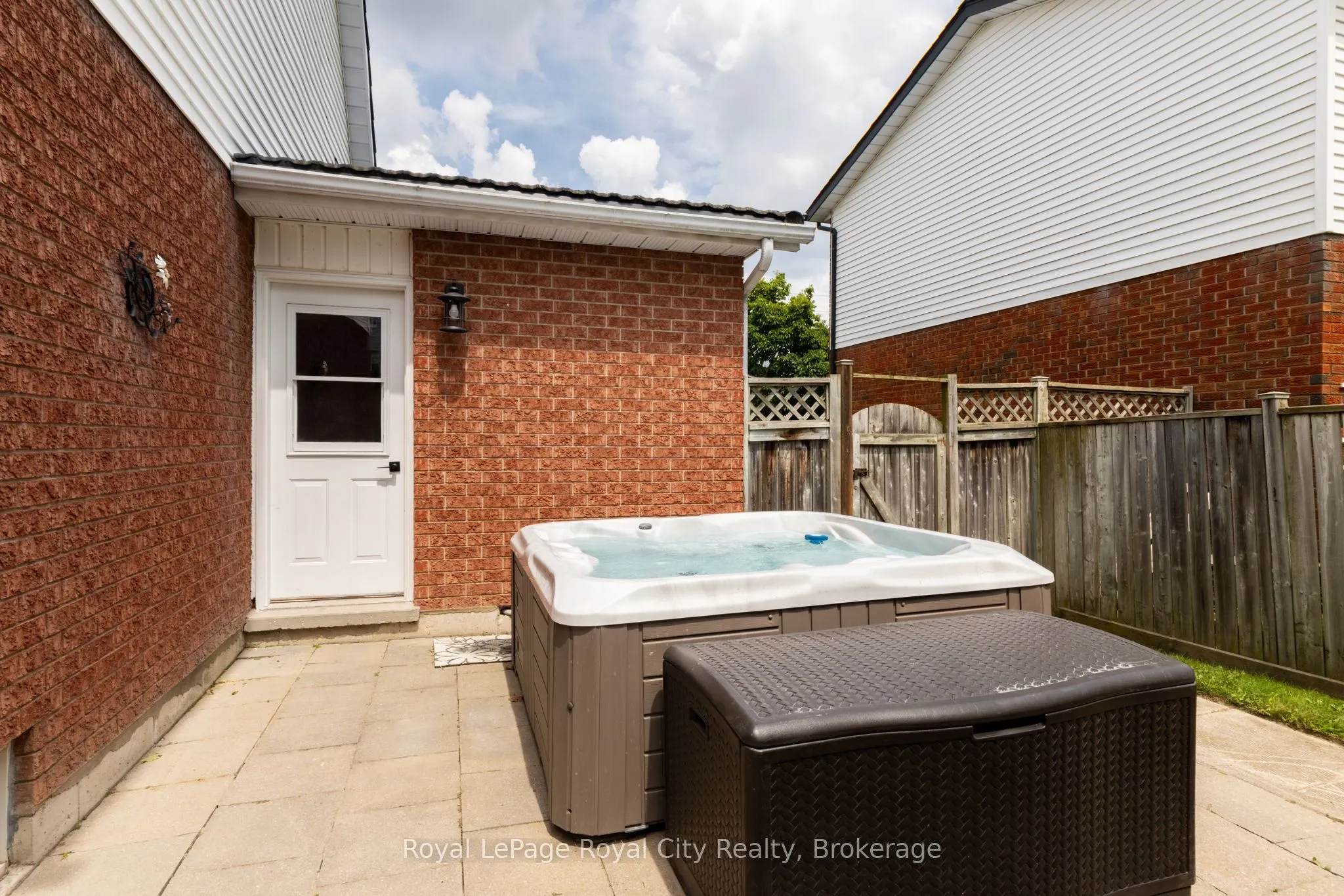 245 Elmira Road S